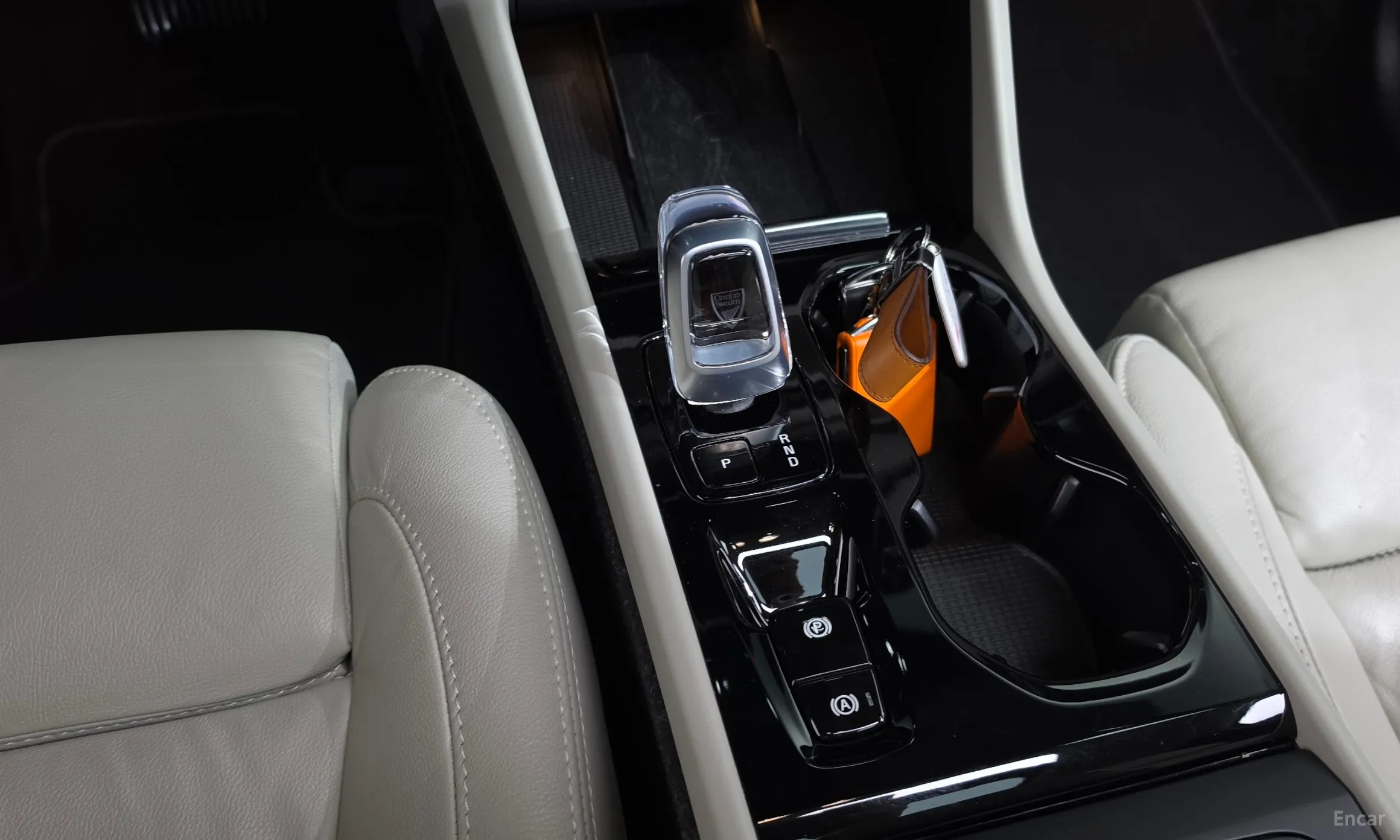 Volvo XC40 превью 9