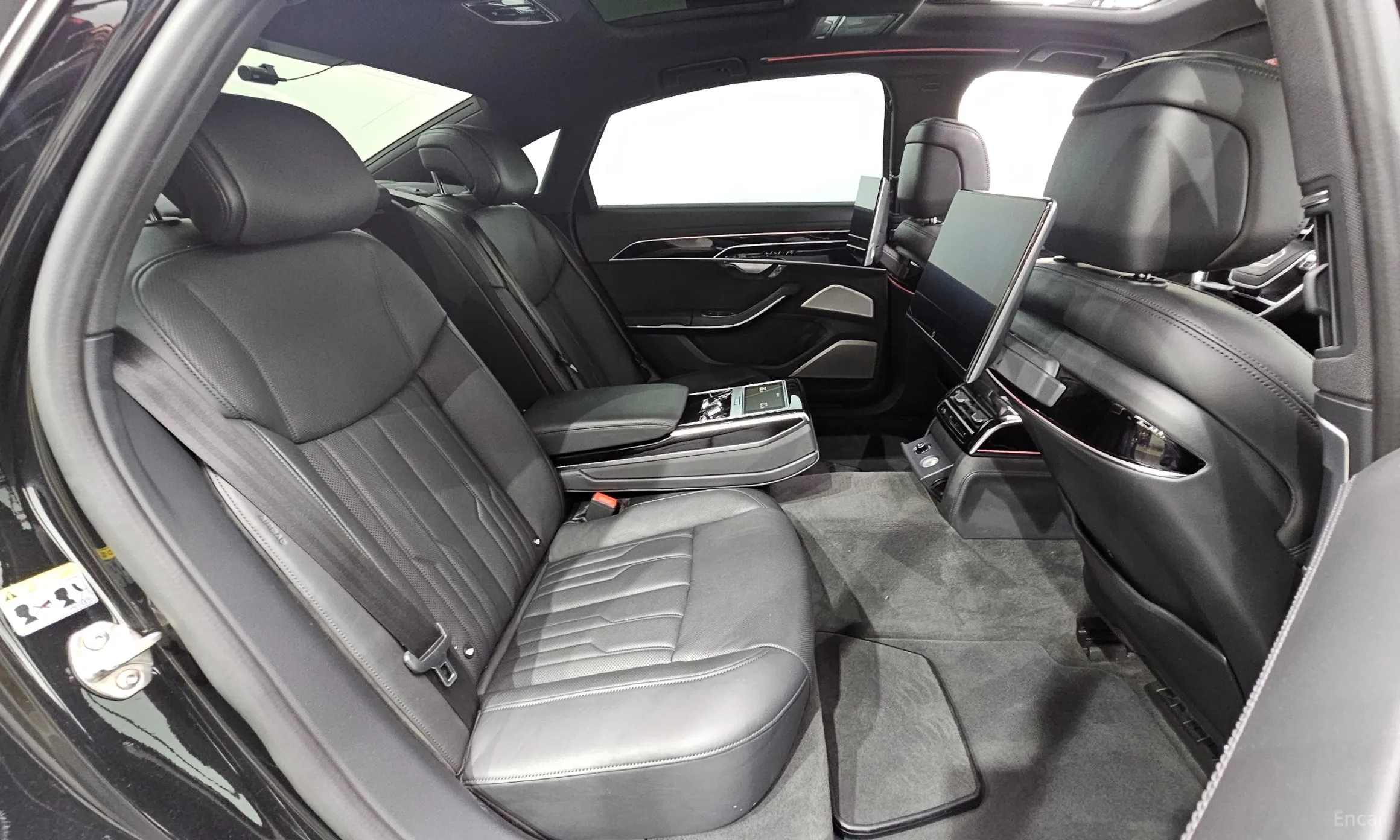 Audi A8 (D5) превью 11