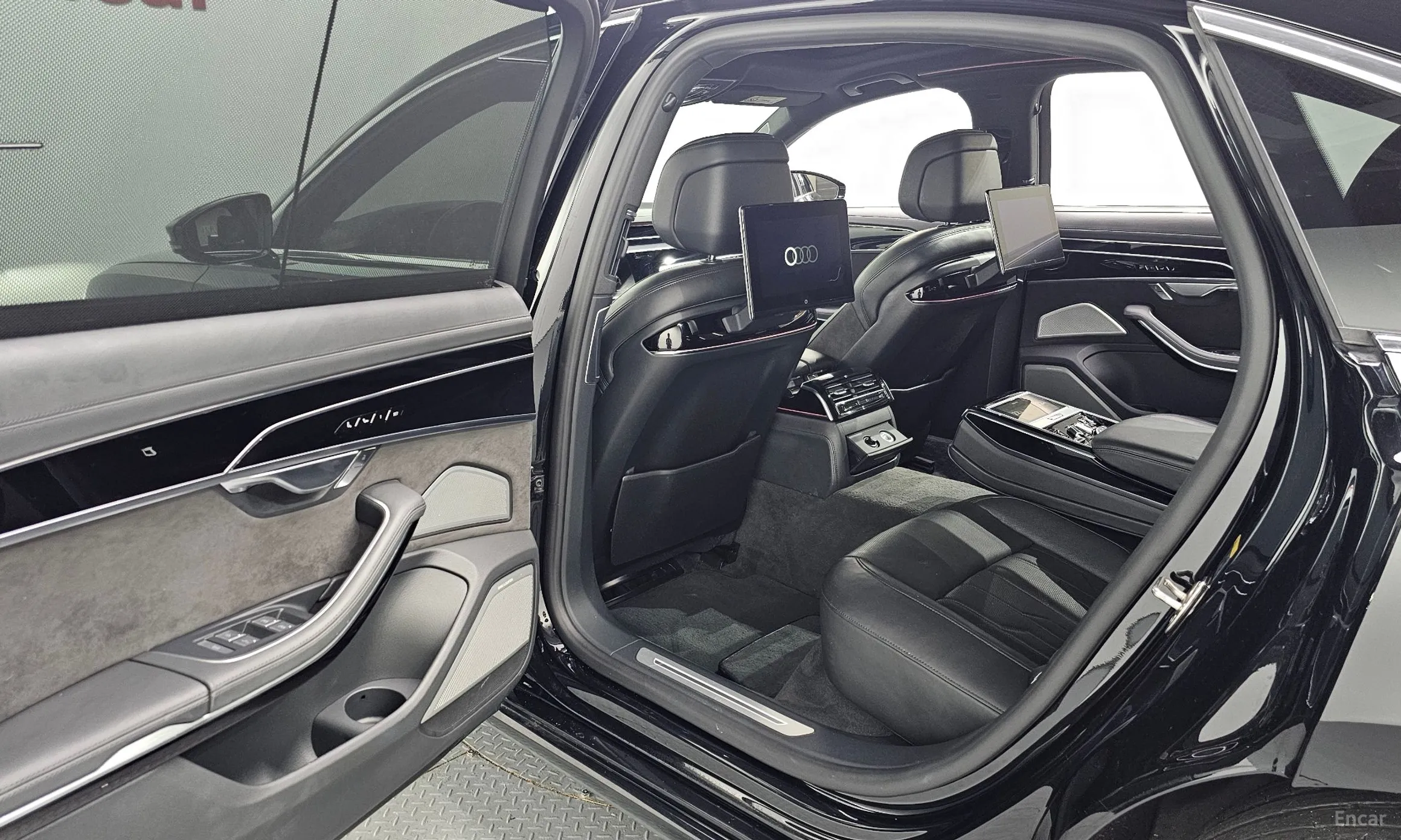 Audi A8 (D5) превью 19