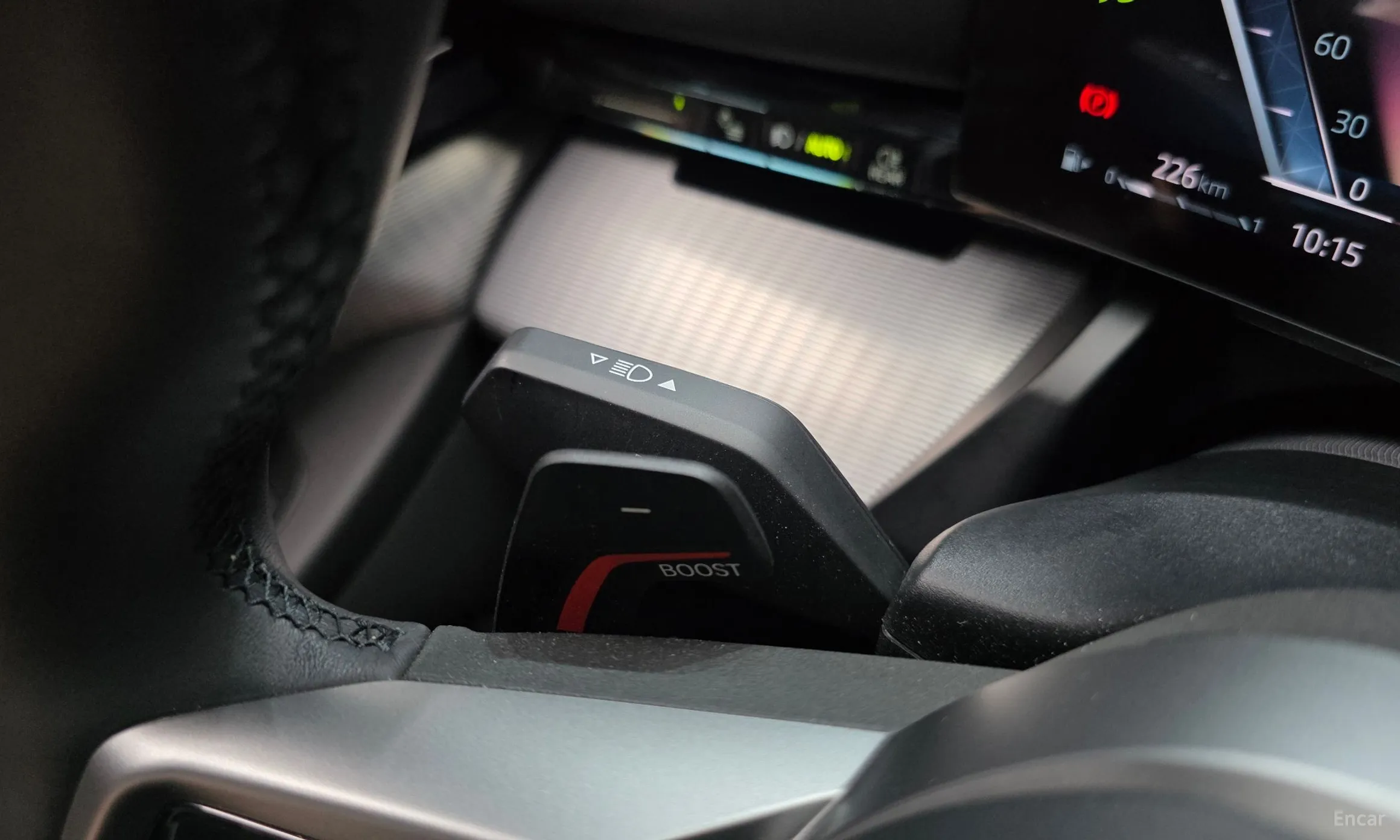 BMW 5 Series (G60) превью 20
