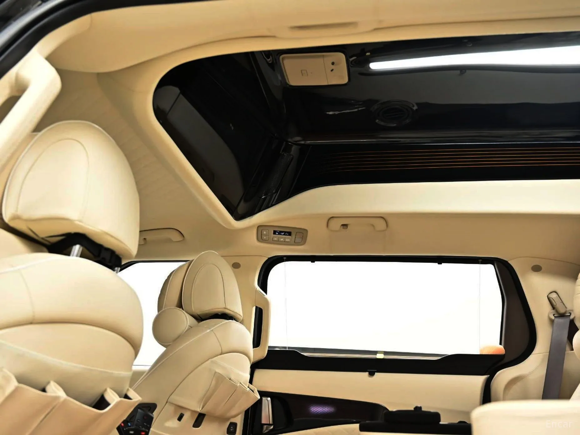 Kia Carnival Gen 4 превью 14