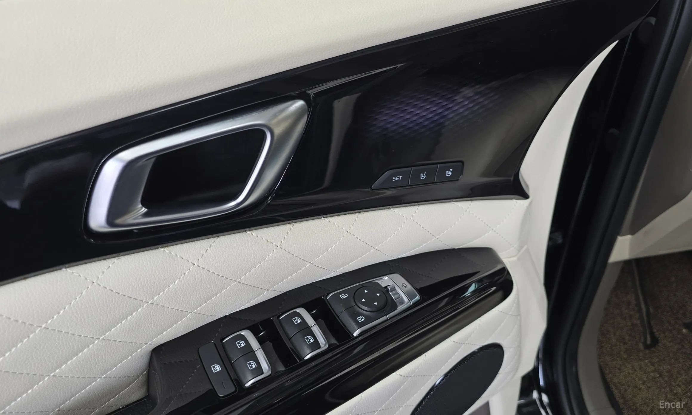 Kia Carnival Gen 4 превью 20