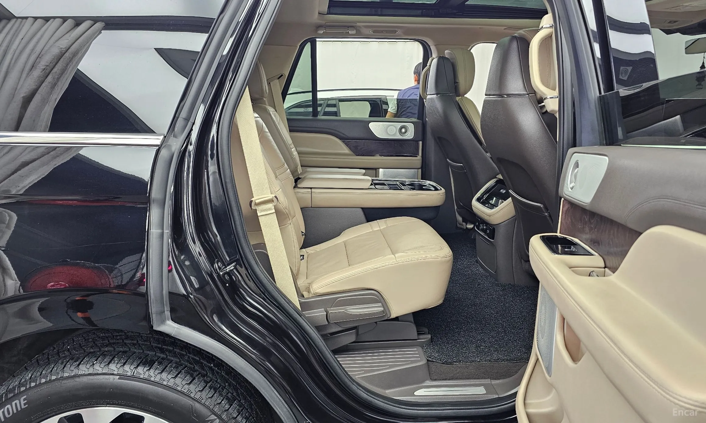 Lincoln Navigator 4th generation превью 11