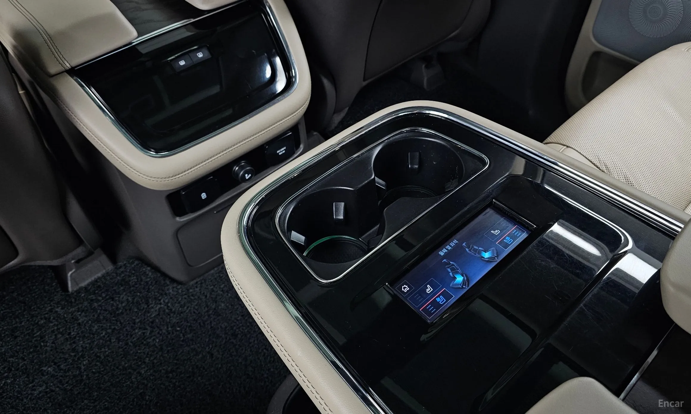 Lincoln Navigator 4th generation превью 18