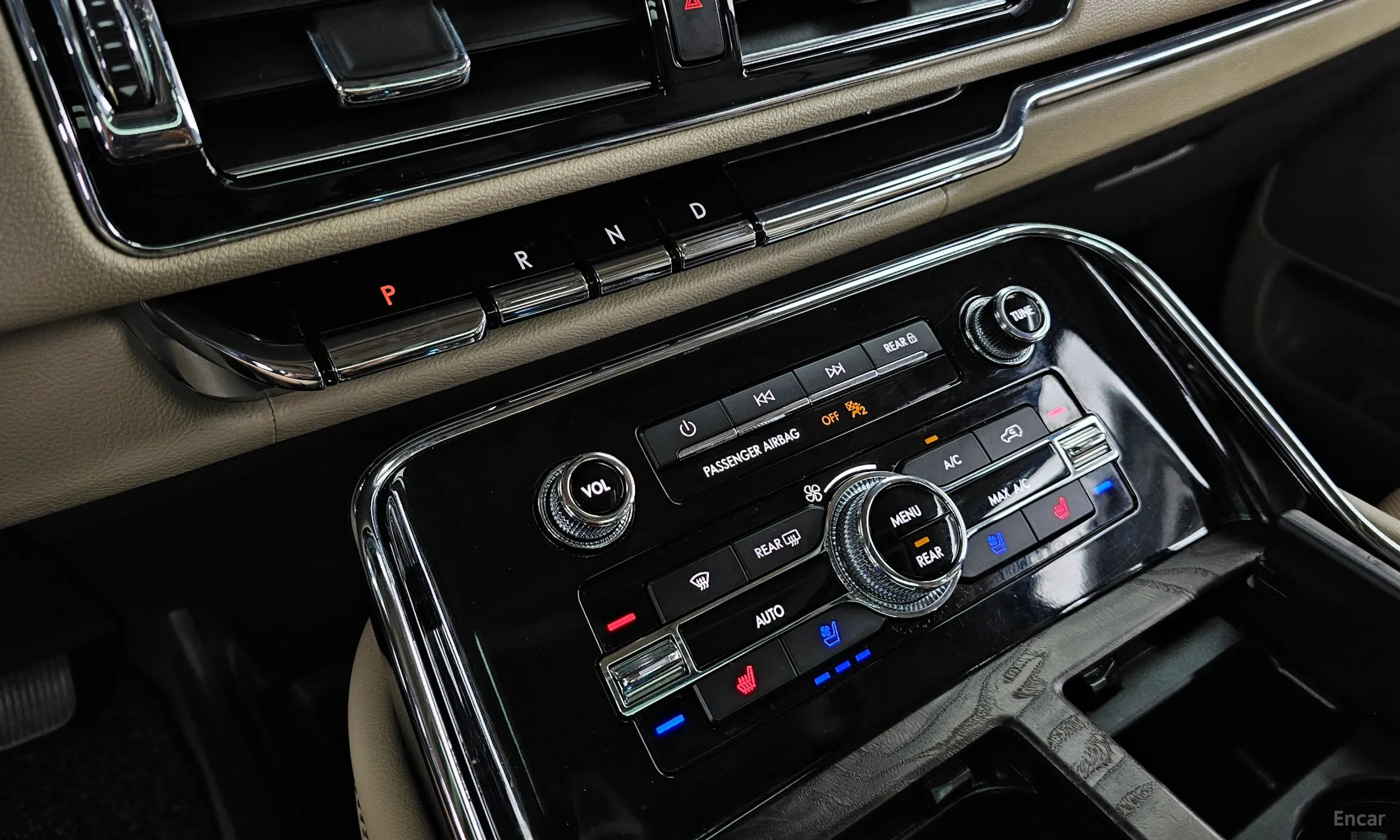 Lincoln Navigator 4th generation превью 9