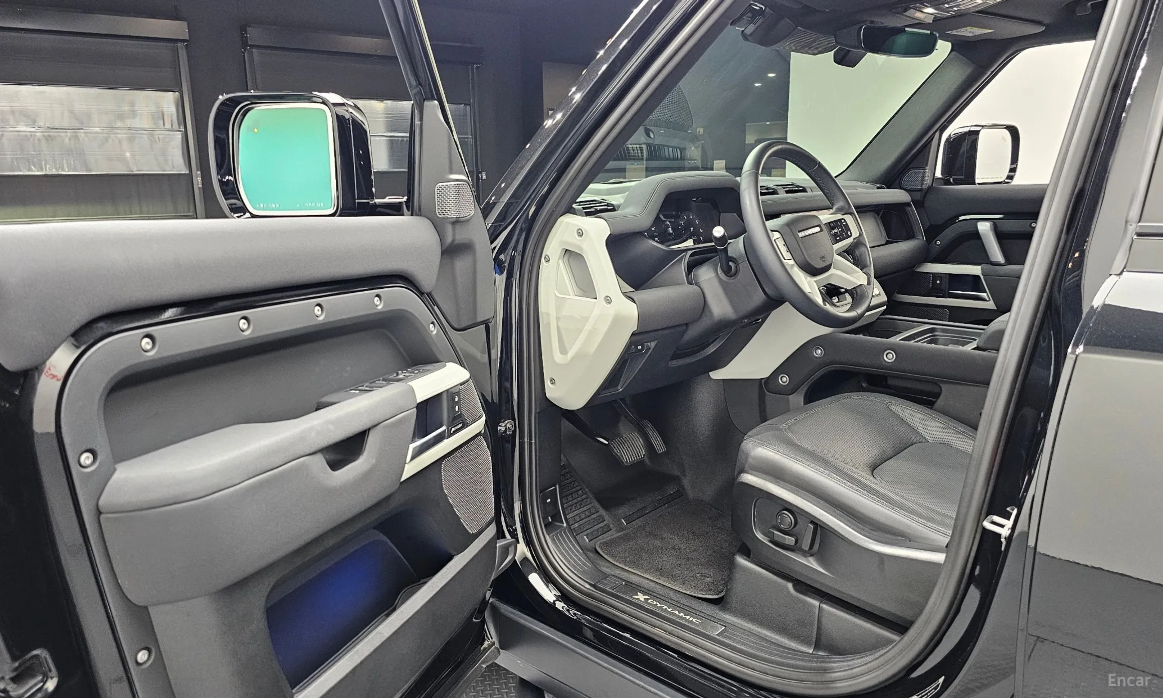 Land Rover Defender (L663) превью 10
