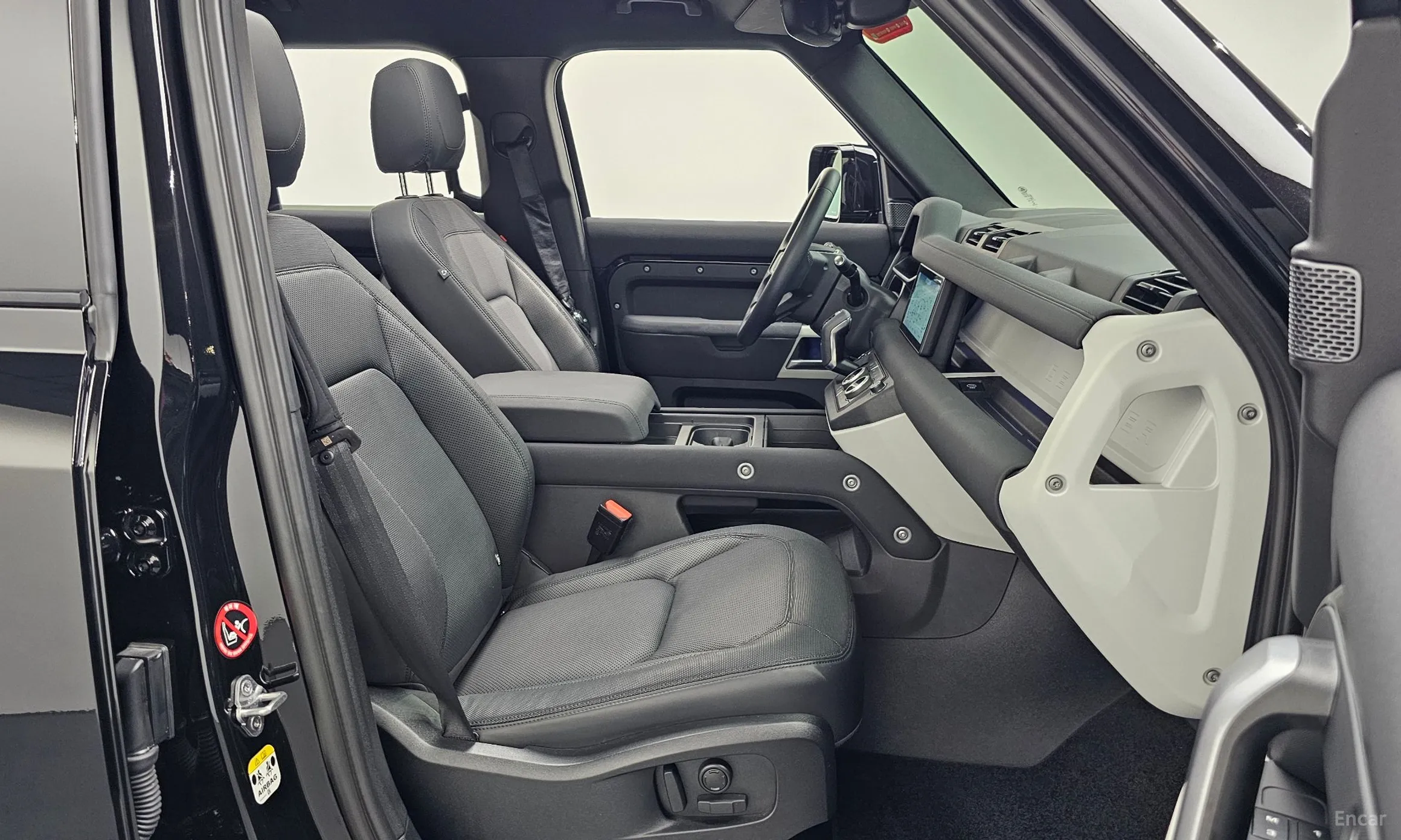 Land Rover Defender (L663) превью 11