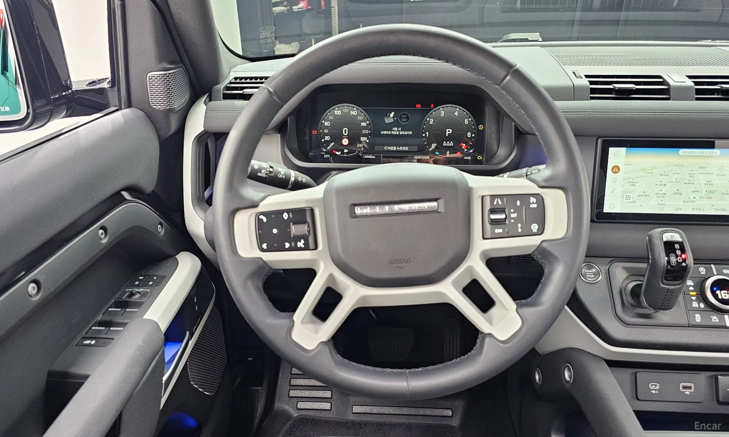 Land Rover Defender (L663) превью 13