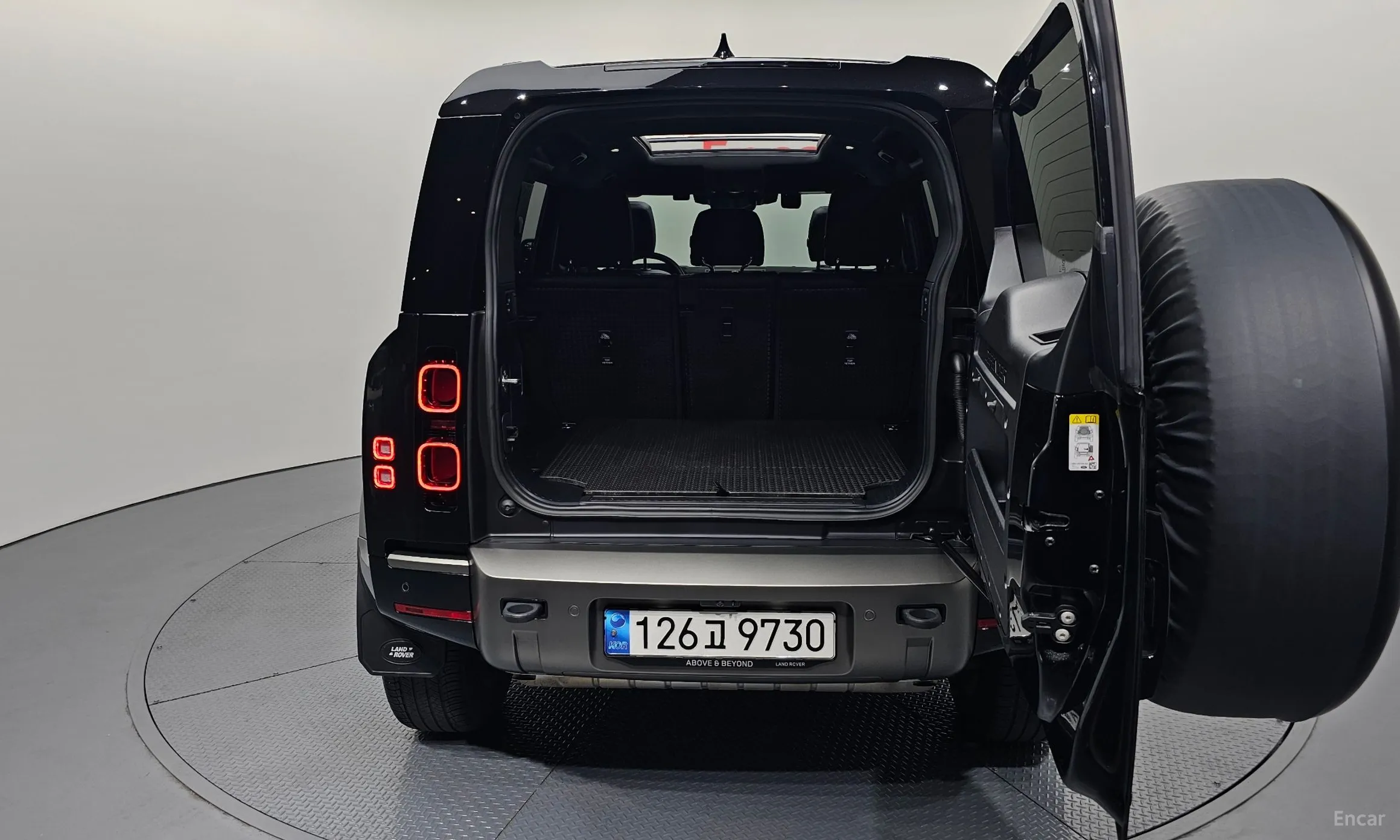 Land Rover Defender (L663) превью 19