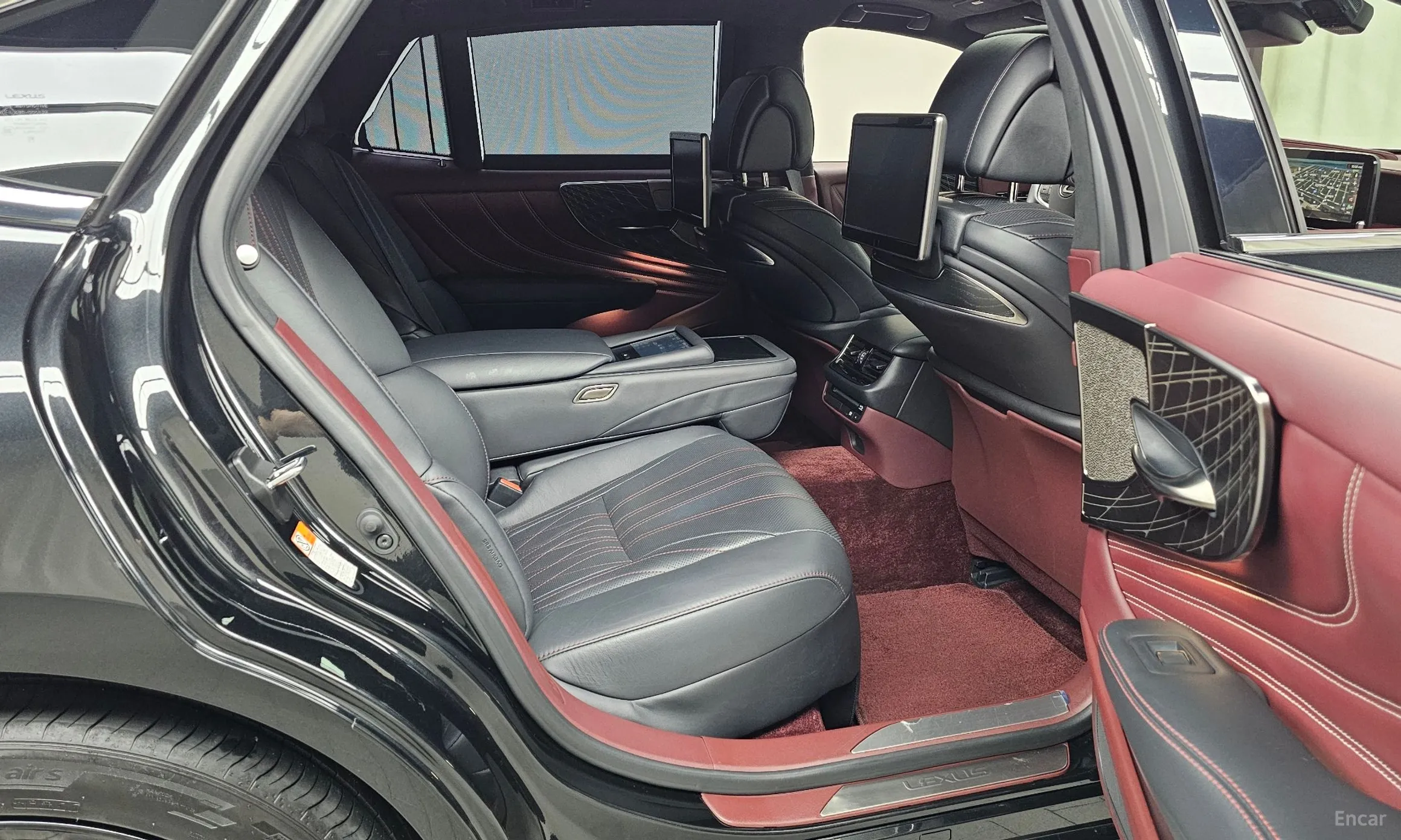 Lexus LS500h Gen 5 превью 11