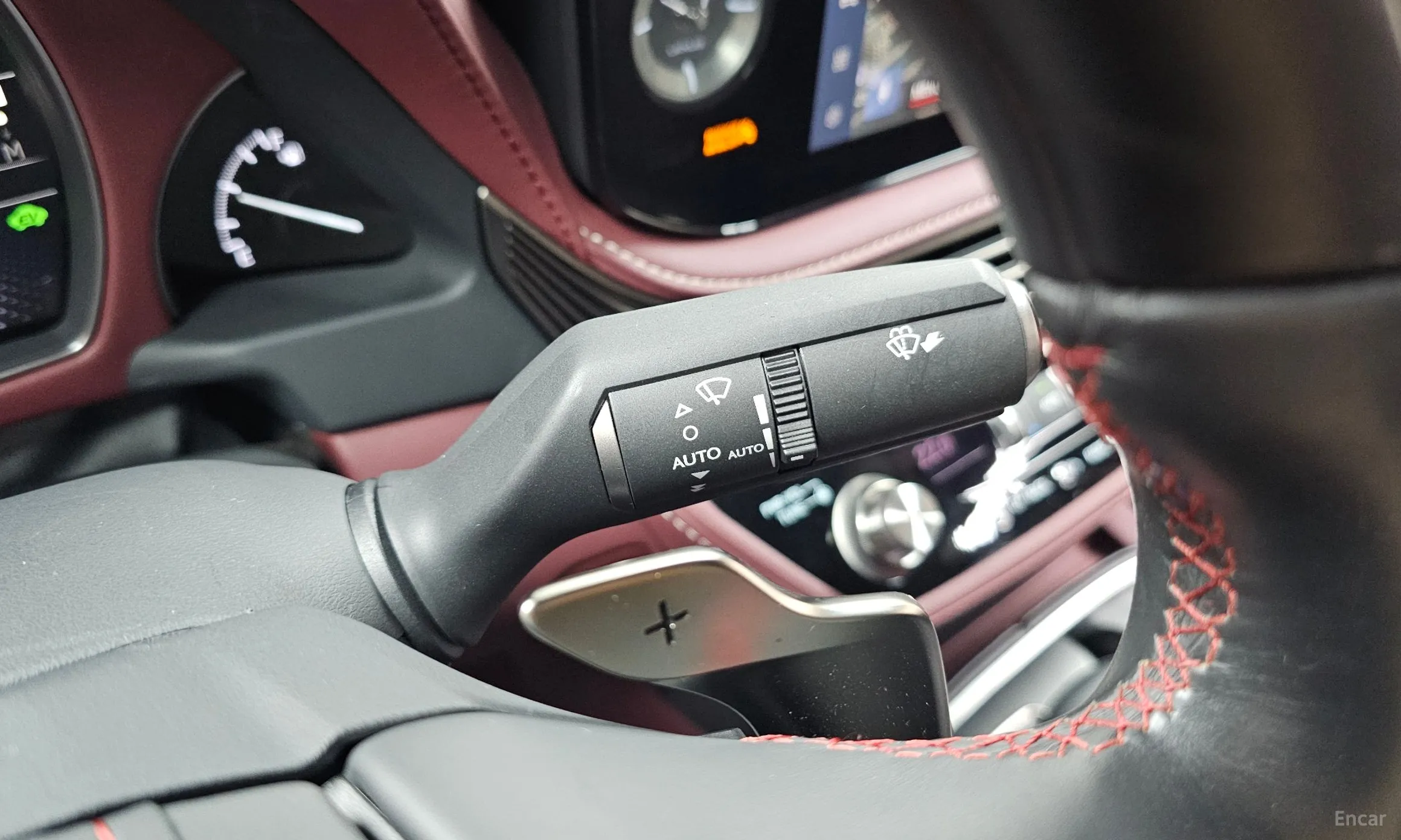 Lexus LS500h Gen 5 превью 20