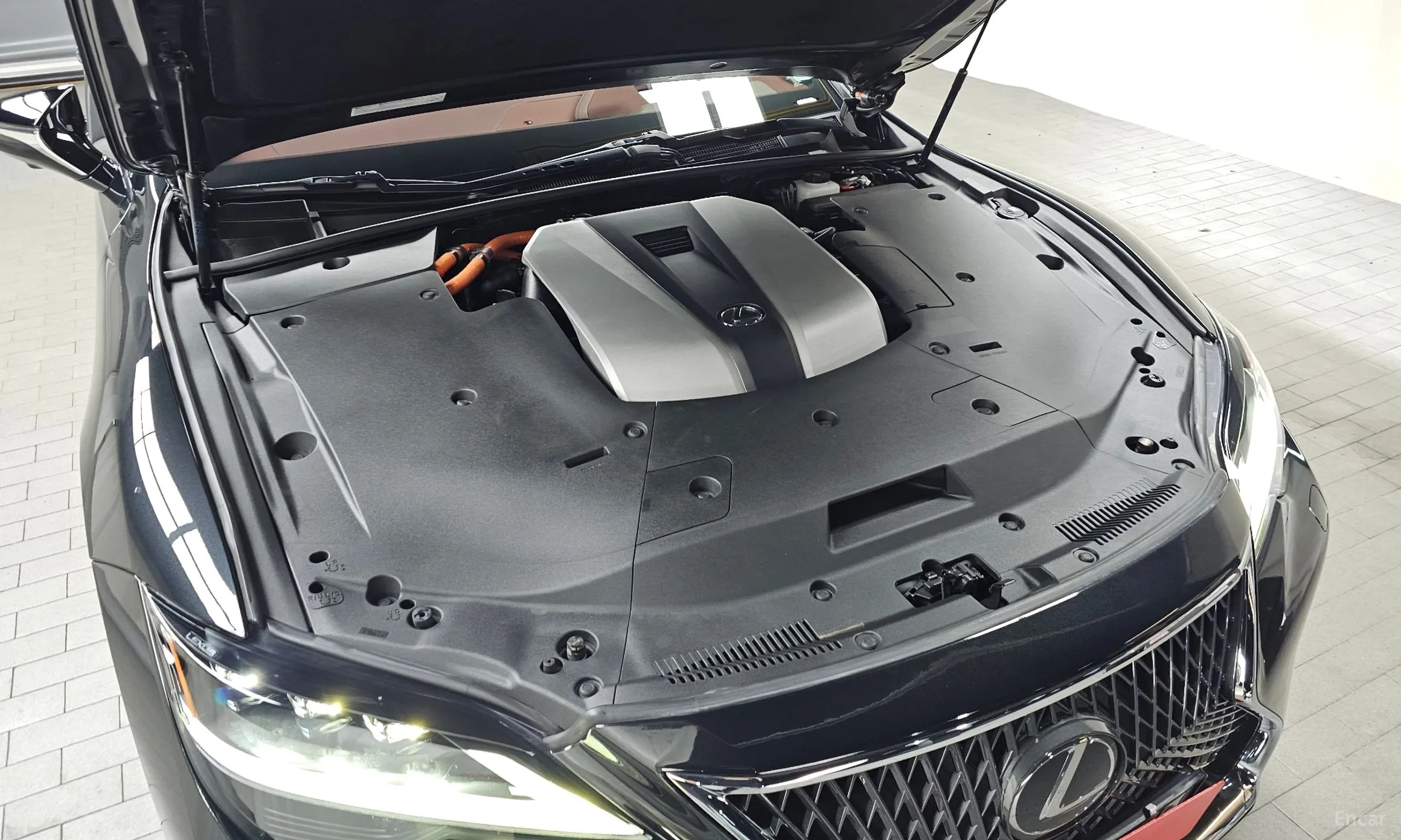 Lexus LS500h Gen 5 превью 6