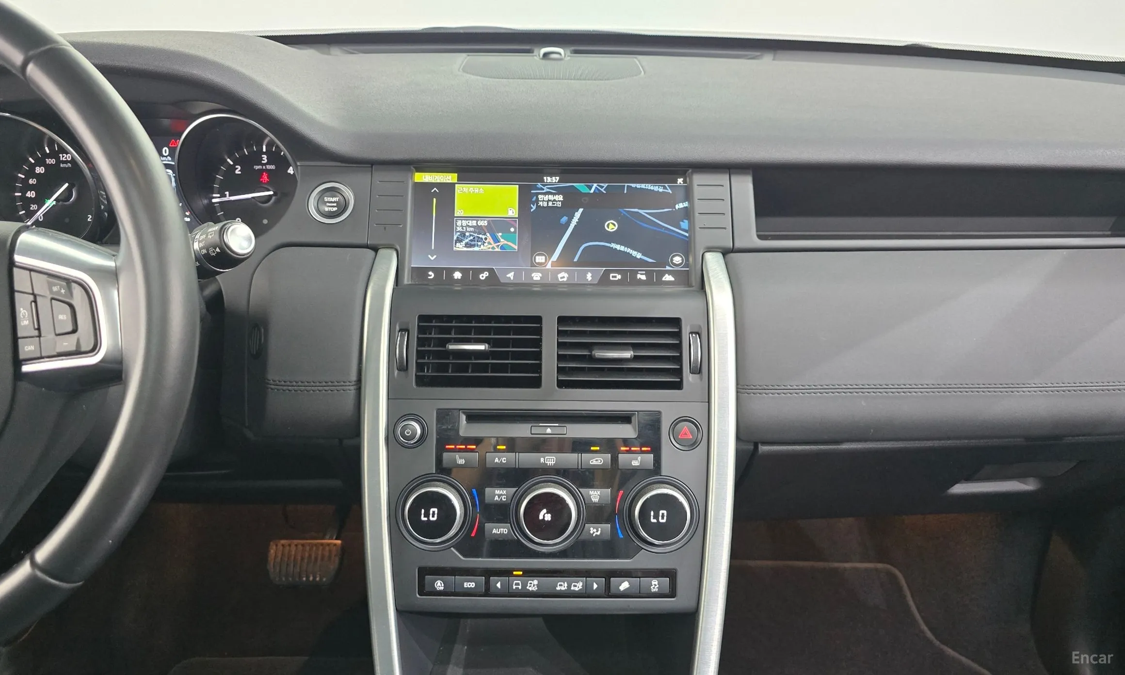 Land Rover Discovery Sports превью 13