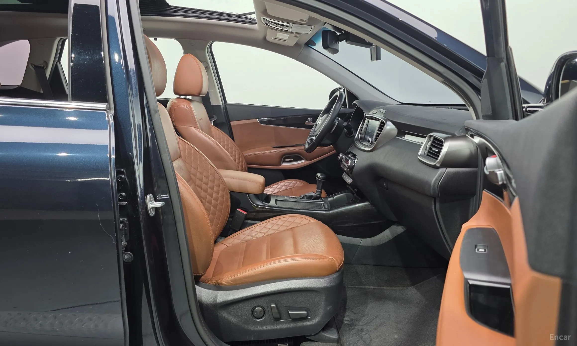 Kia Sorento превью 10