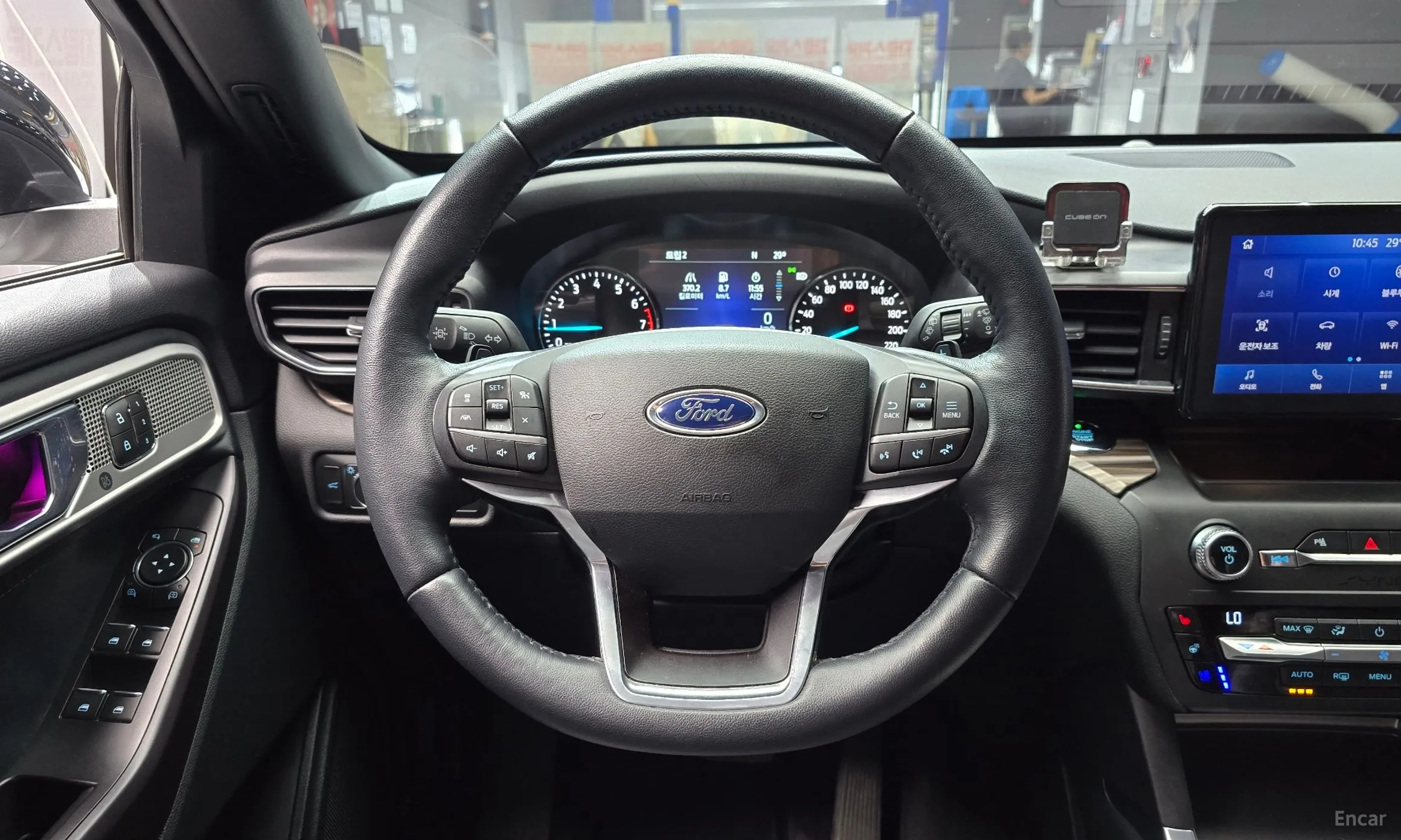 Ford Explorer 6th Generation превью 13