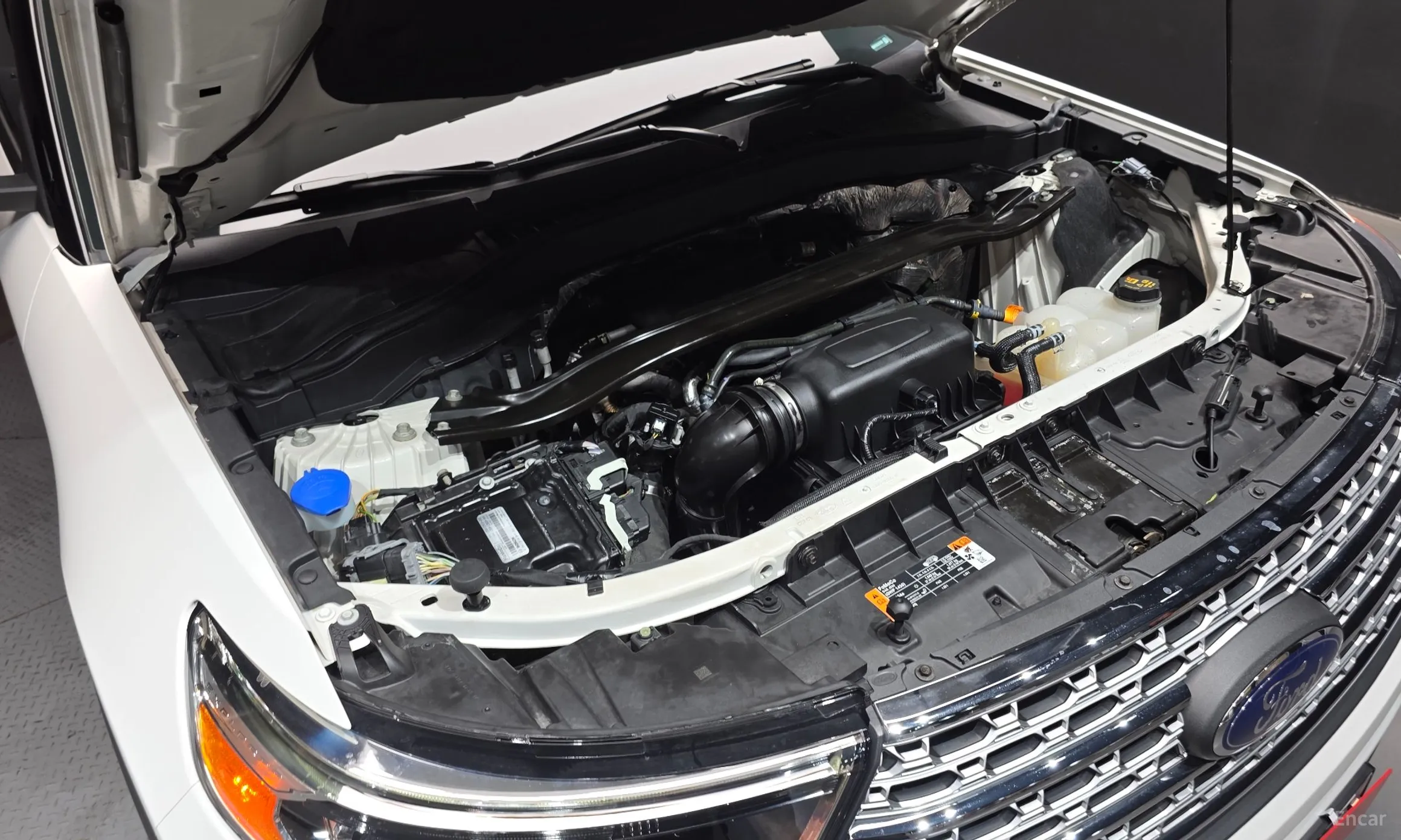 Ford Explorer 6th Generation превью 6