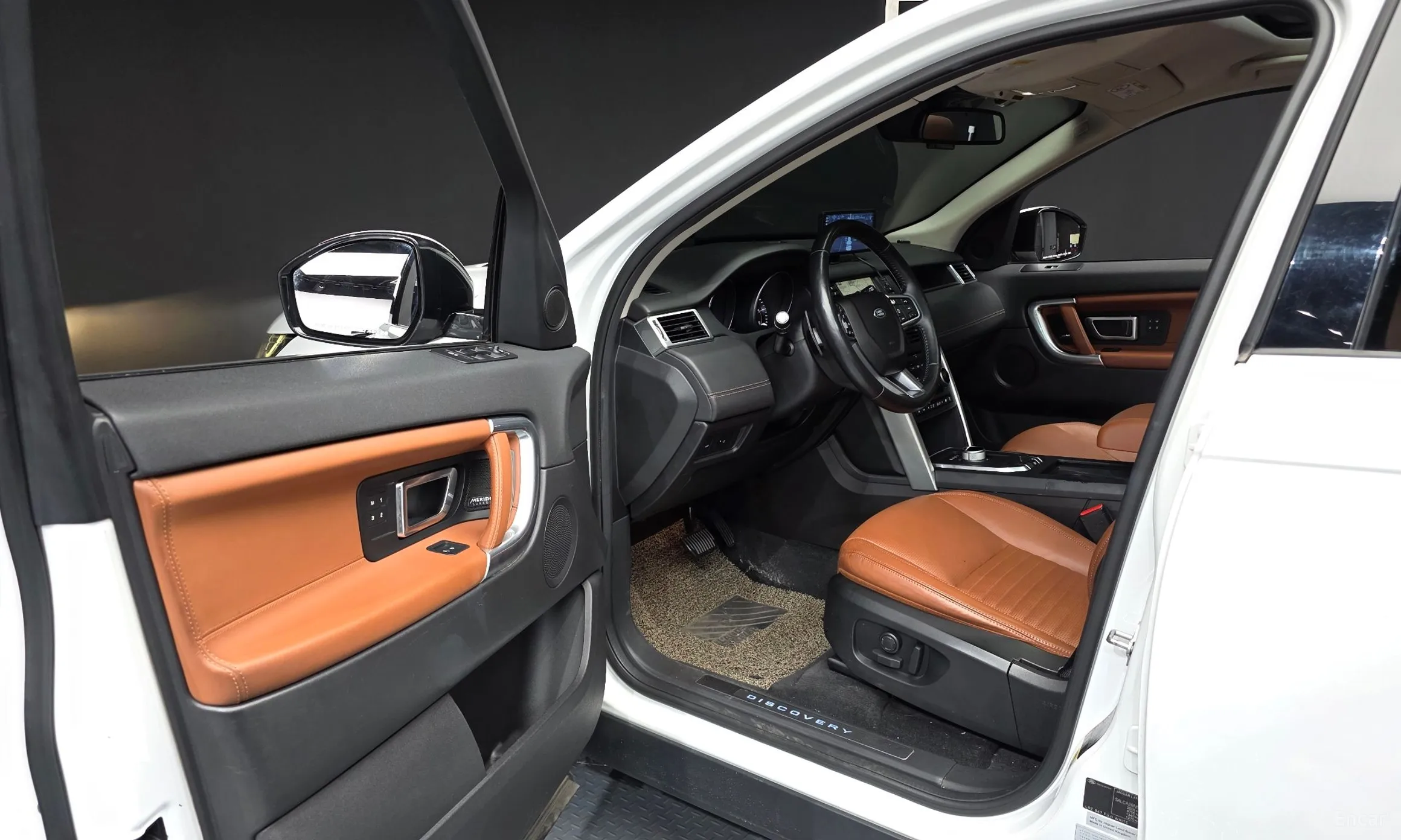 Land Rover Discovery Sports превью 10