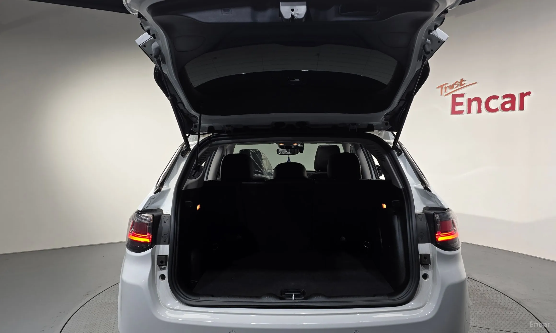 Jeep Compass 2nd Generation превью 17