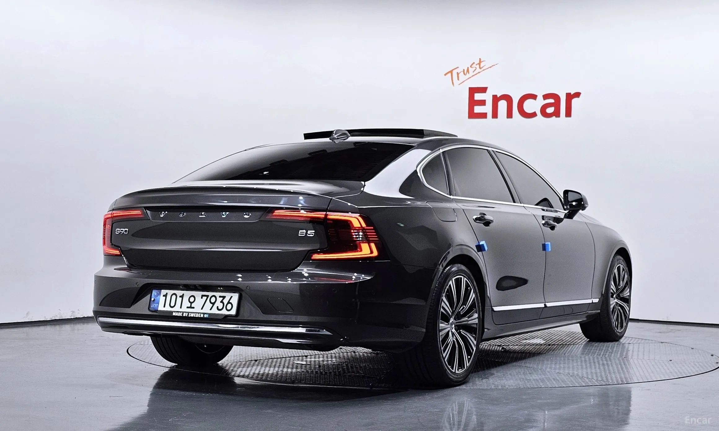 Volvo S90