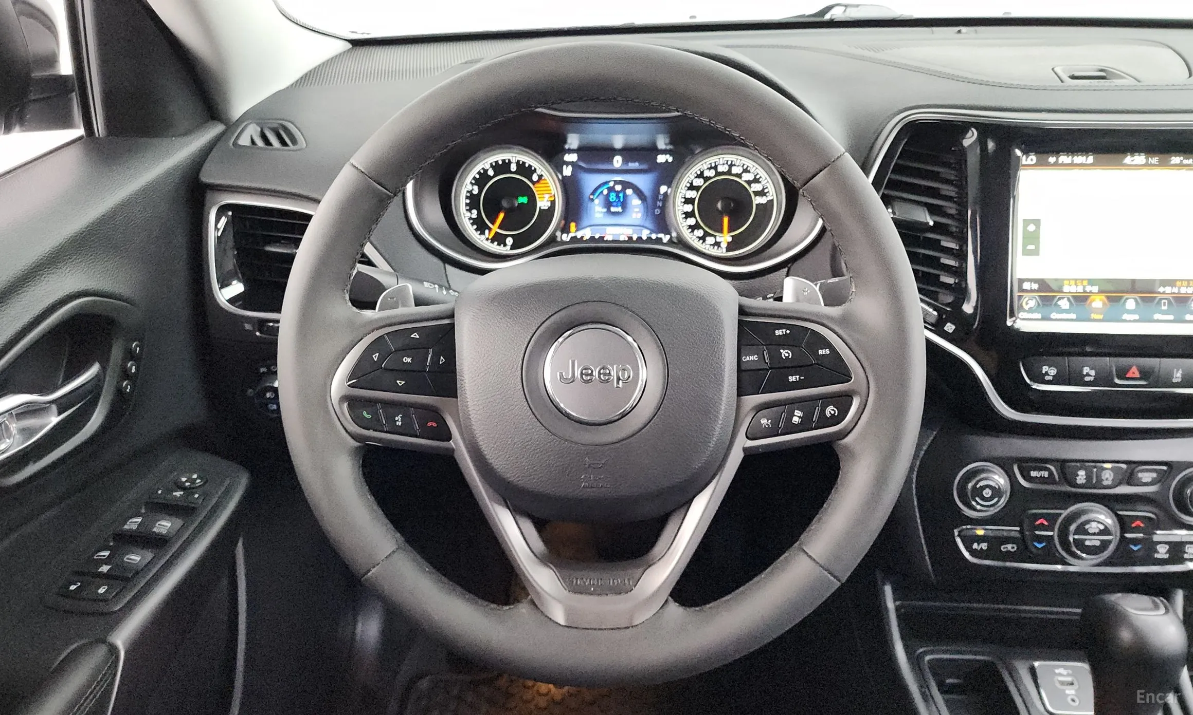 Jeep Cherokee (KL) превью 13