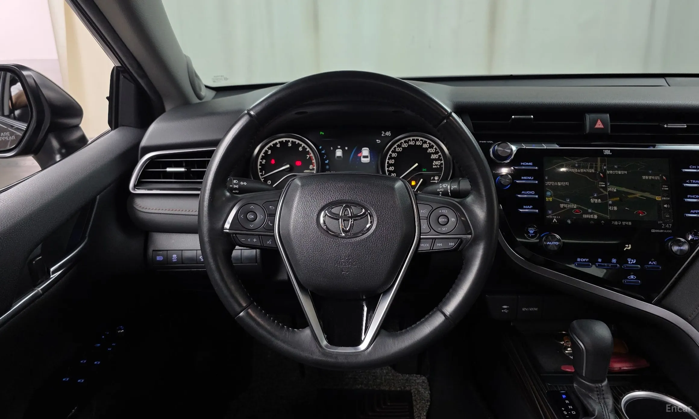 Toyota Camry (XV70) превью 13