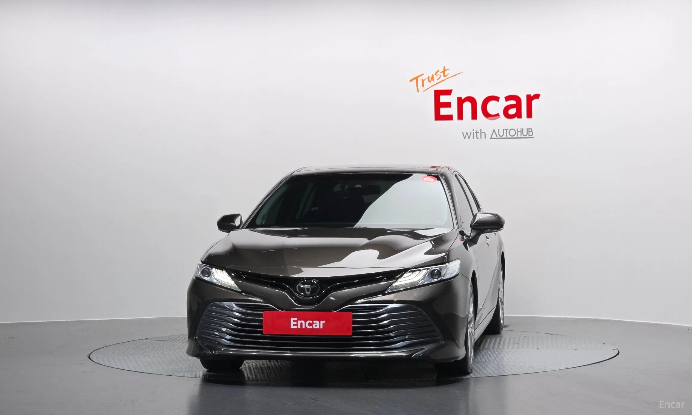Toyota Camry (XV70) превью 3
