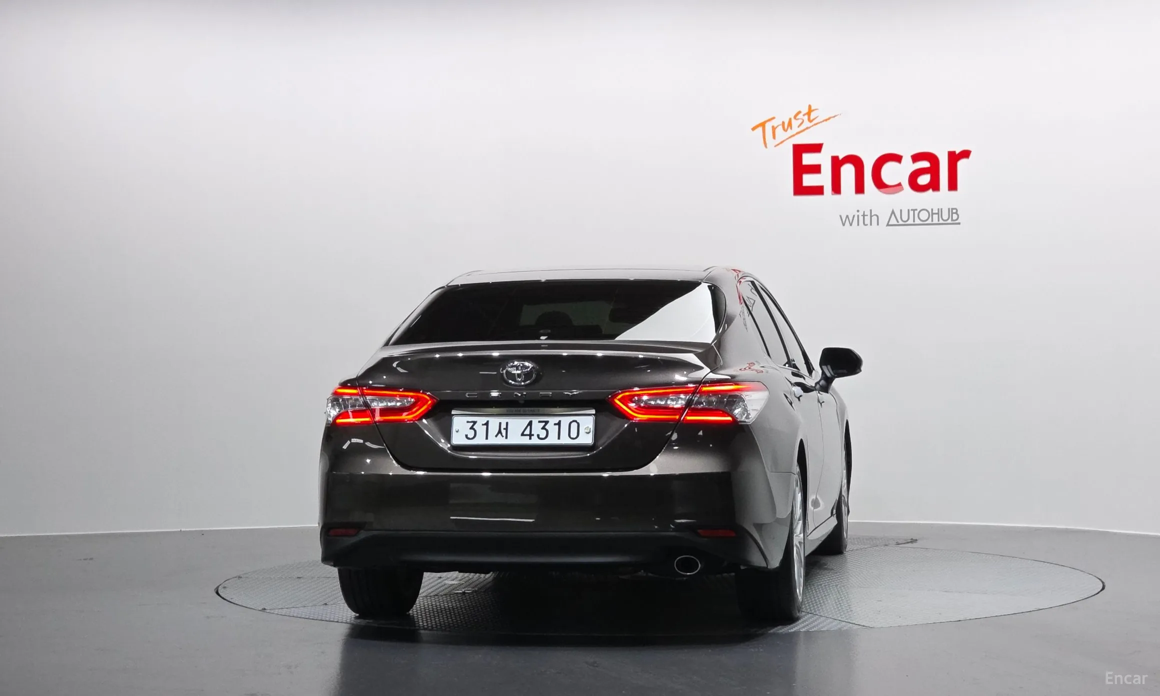 Toyota Camry (XV70) превью 4