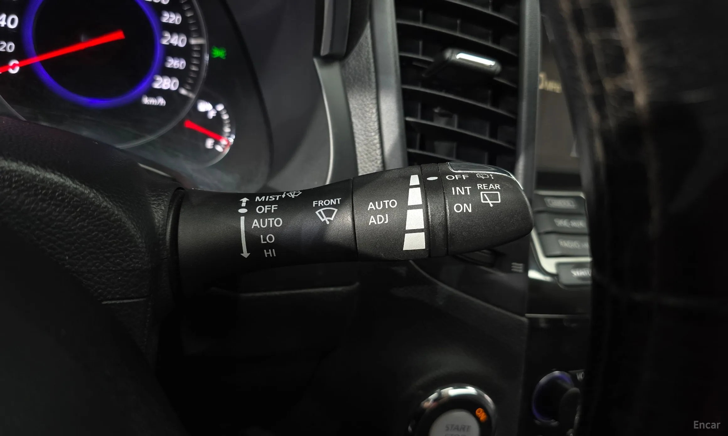 Infiniti FX35 превью 19