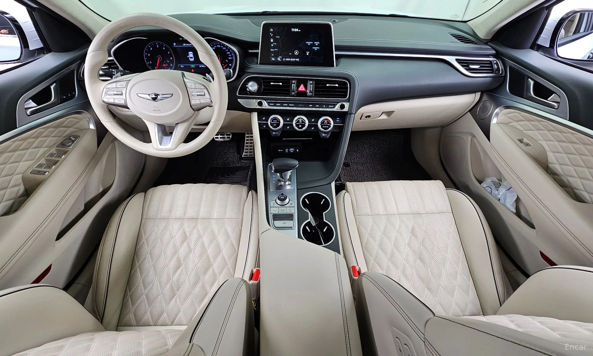 Genesis G70 превью 7