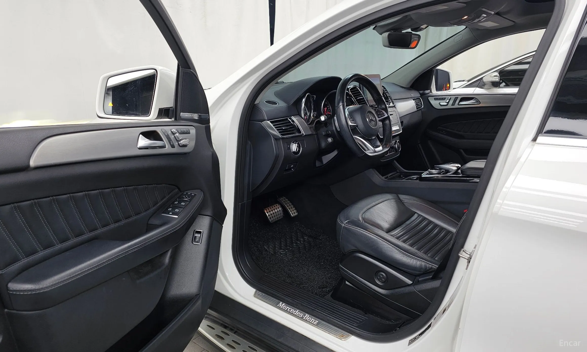 Mercedes Benz GLE-Class W166 превью 10