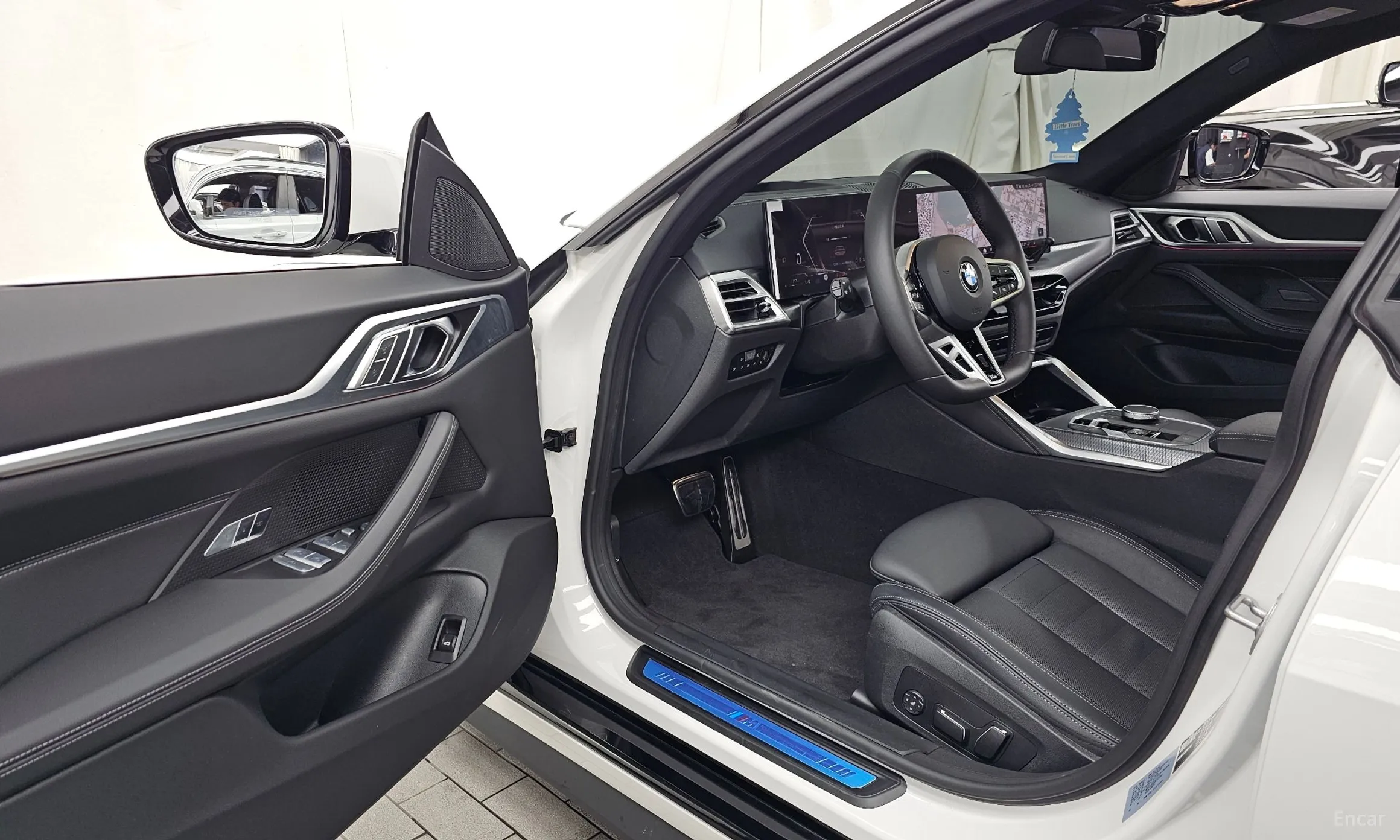 BMW Series 4 (G22) превью 10