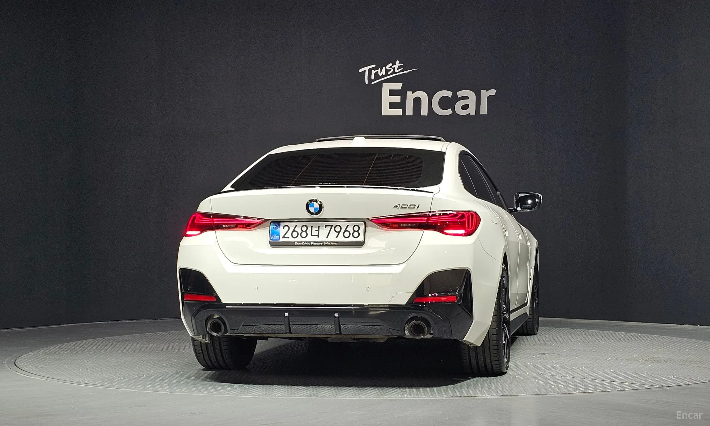 BMW Series 4 (G22) превью 4