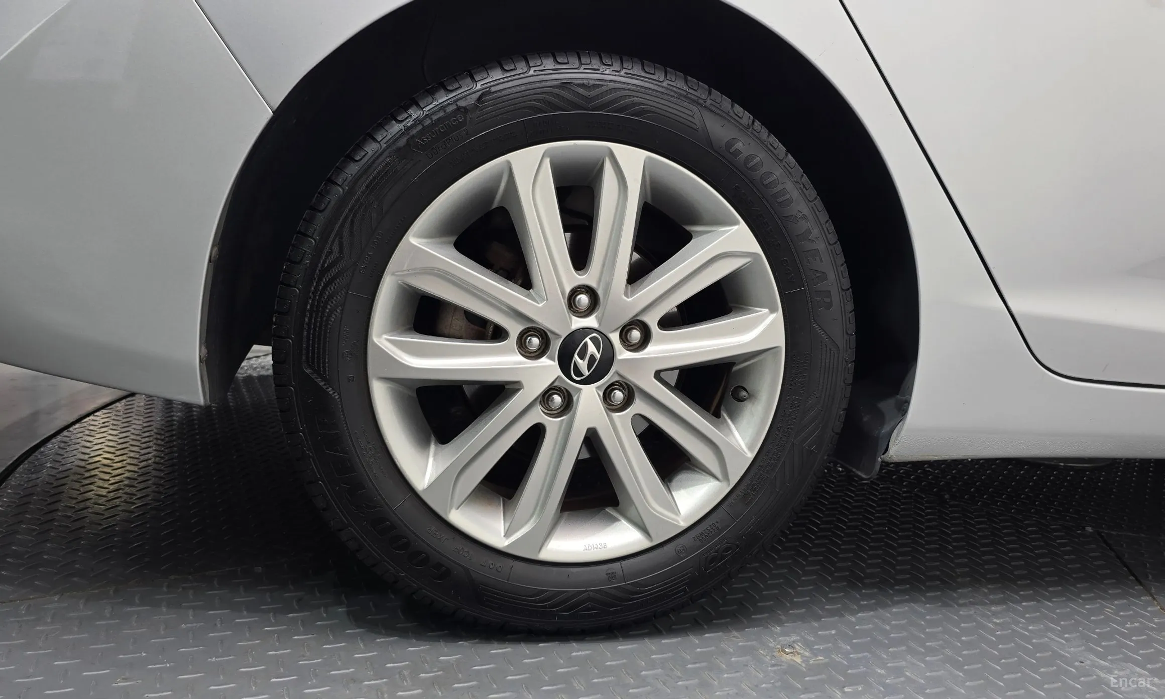 Hyundai Avante превью 5