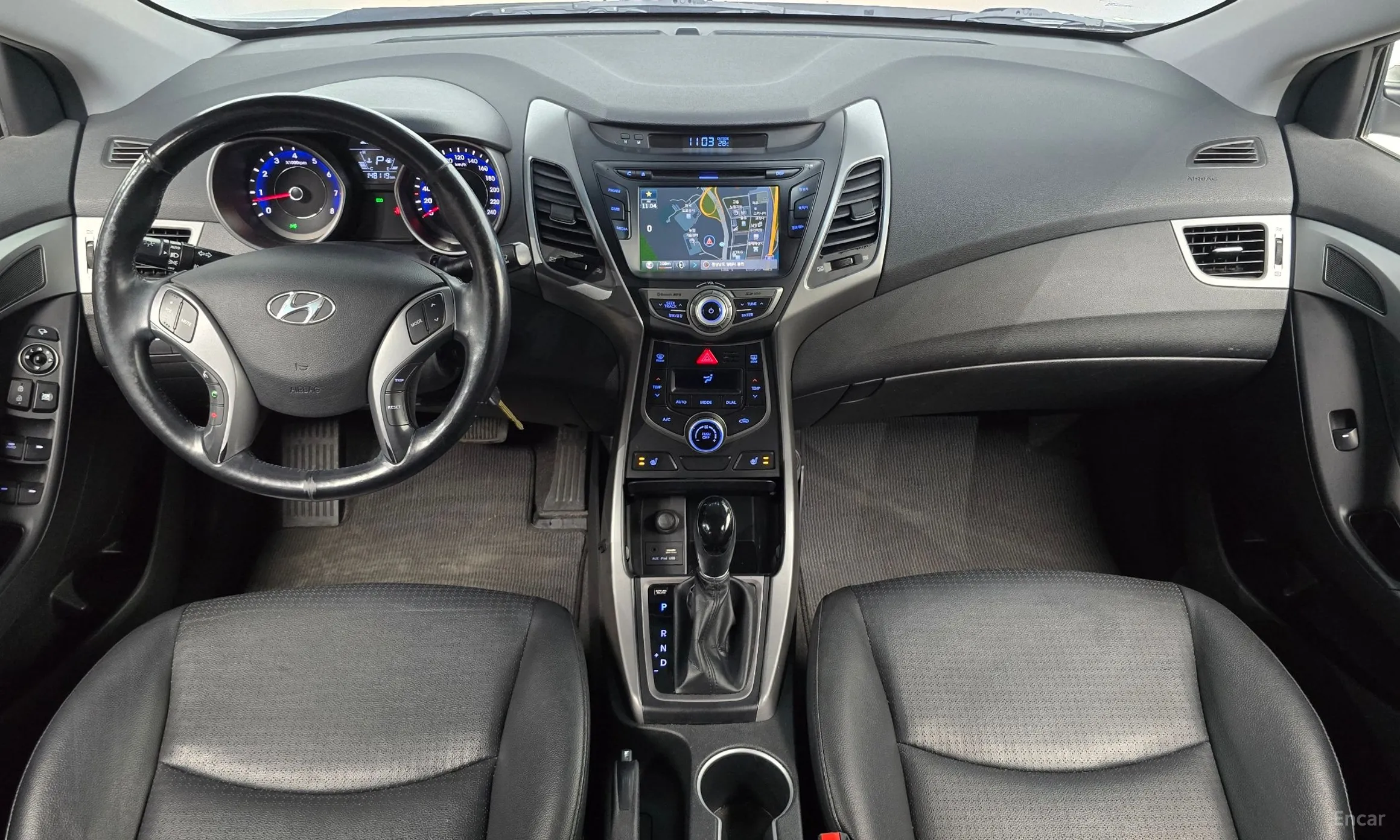 Hyundai Avante превью 7