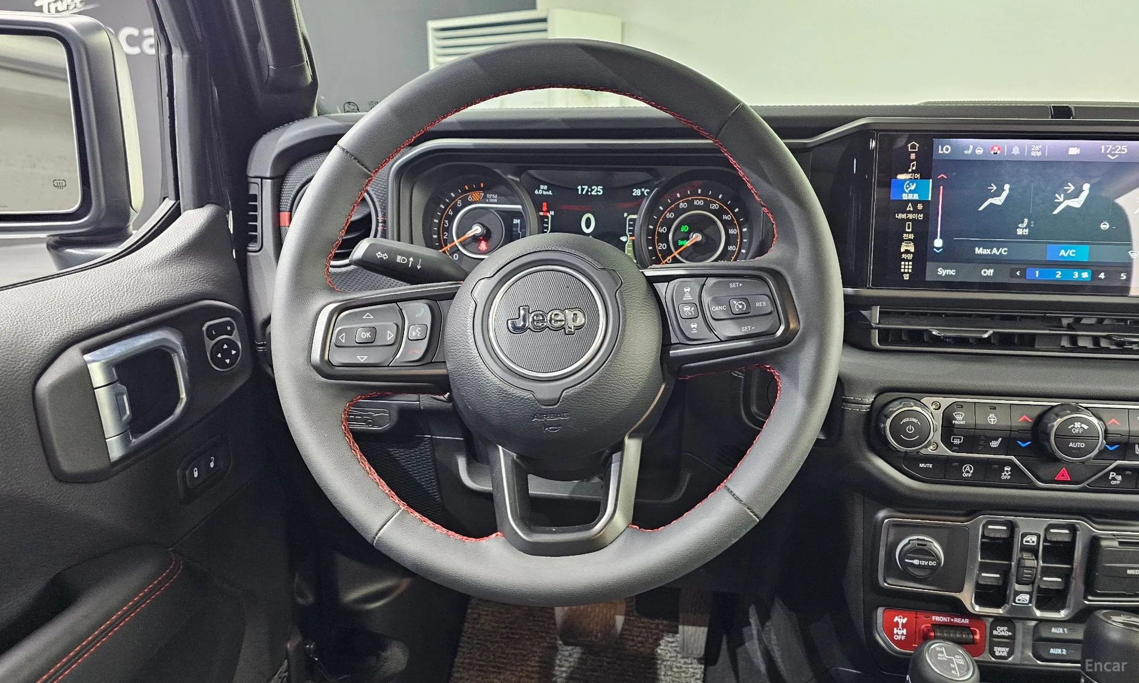 Jeep Wrangler (JL) превью 13
