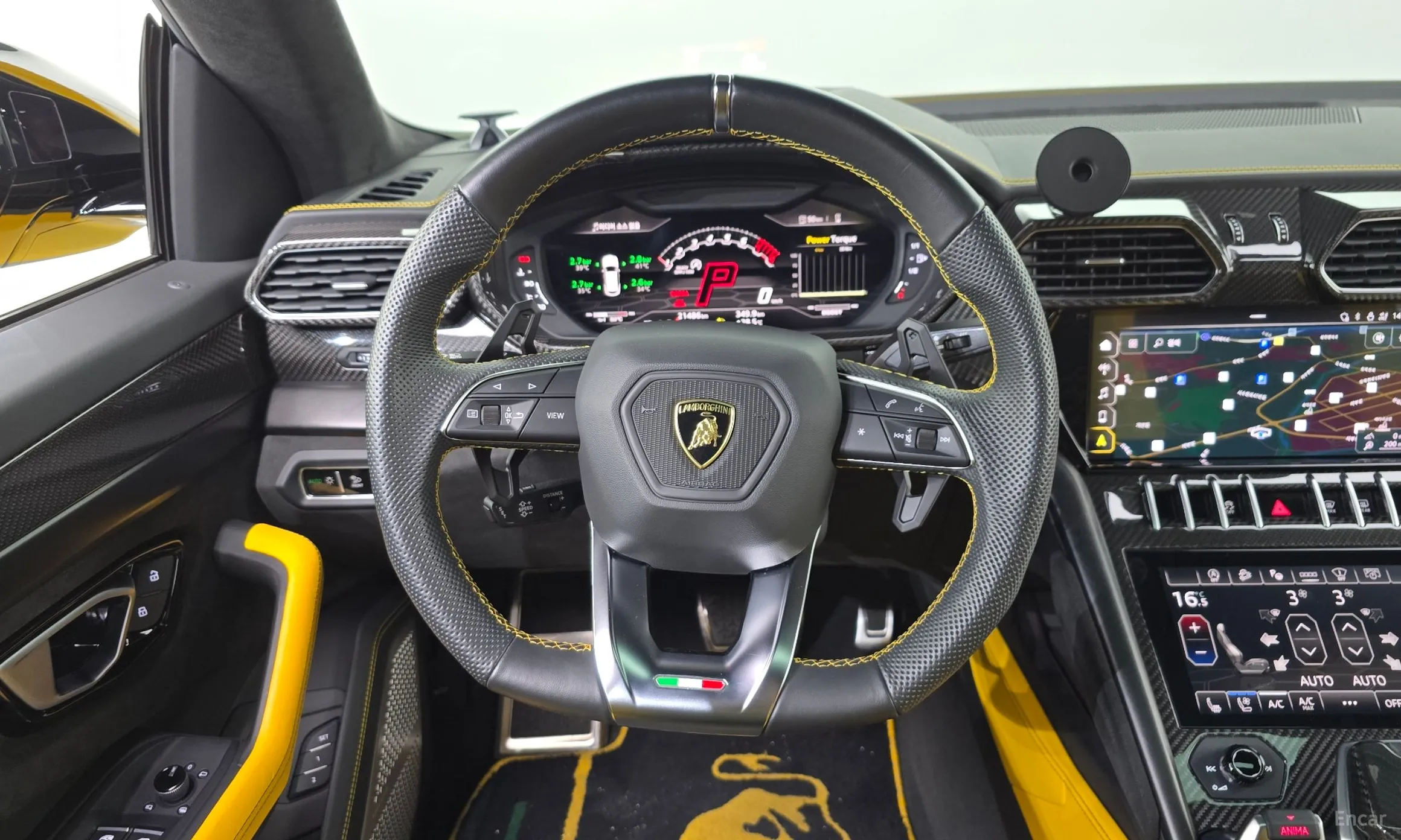 Lamborghini Urus превью 12