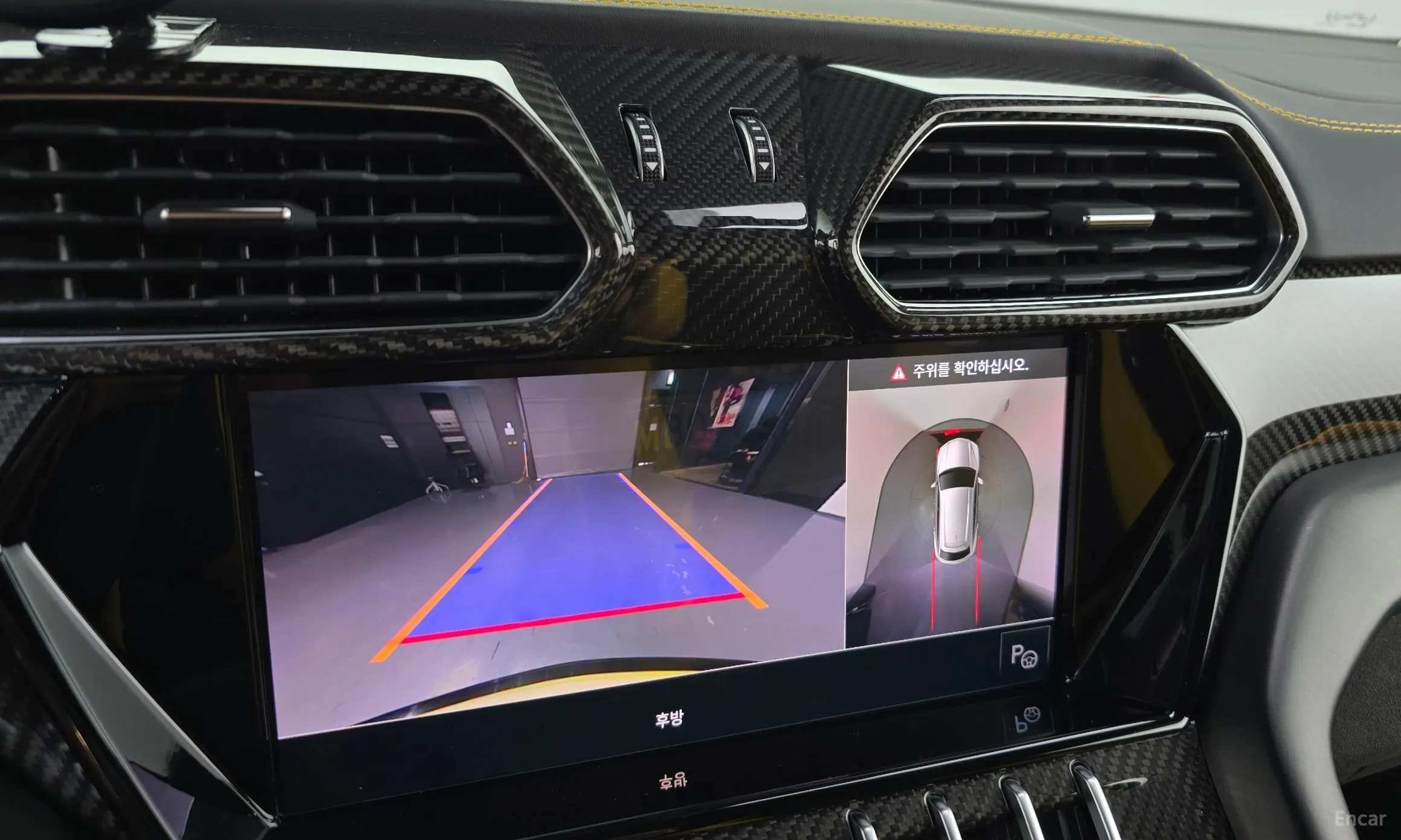 Lamborghini Urus превью 14