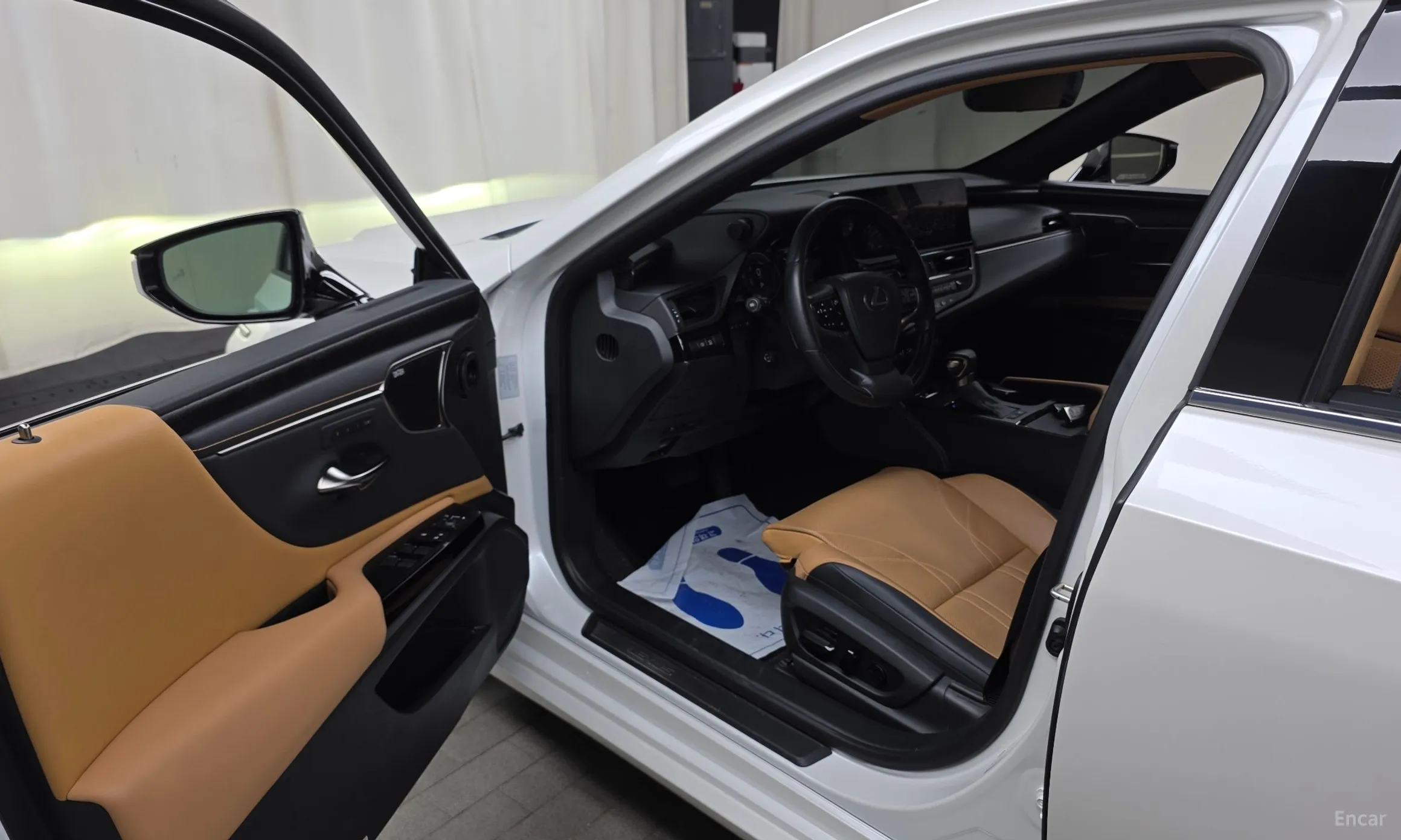 Lexus ES300h 7th Generation превью 10