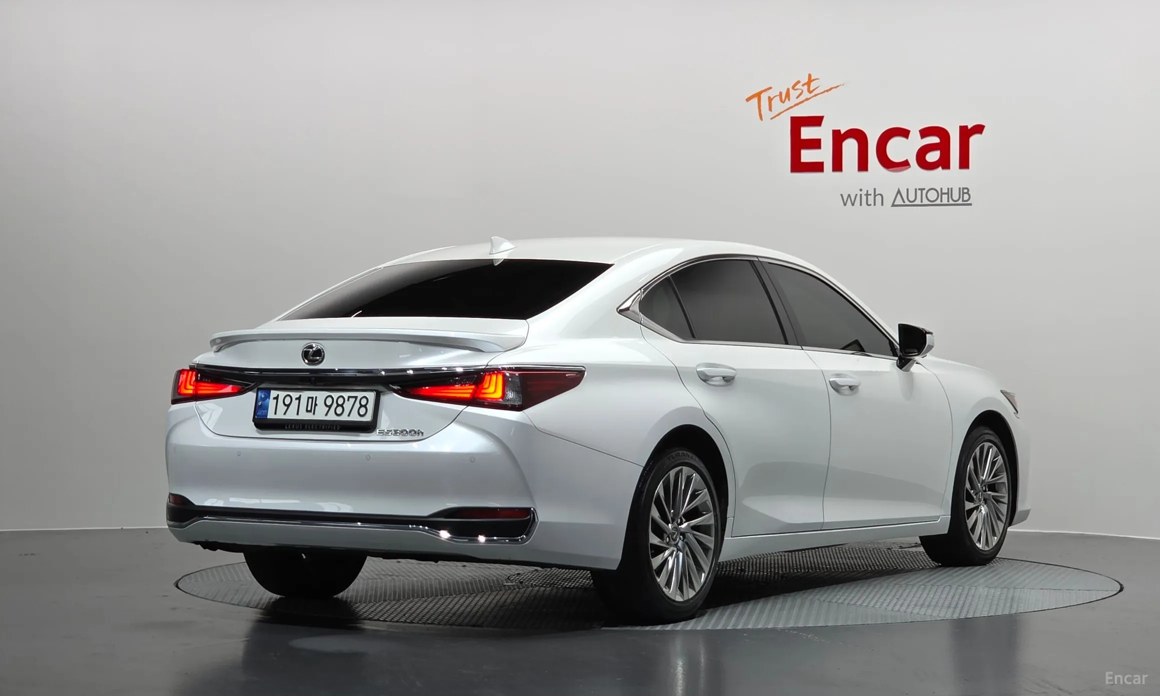 Lexus ES300h 7th Generation