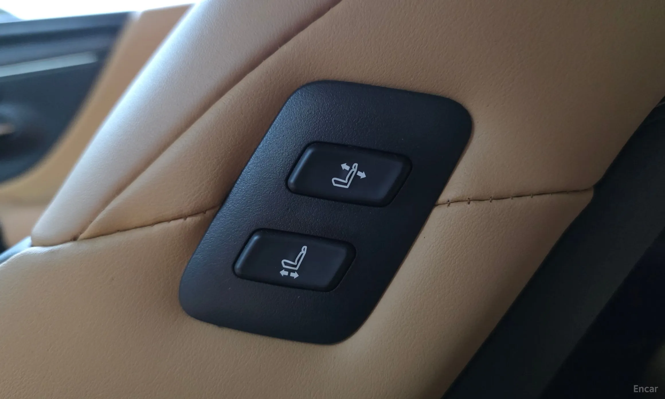 Lexus ES300h 7th Generation превью 18