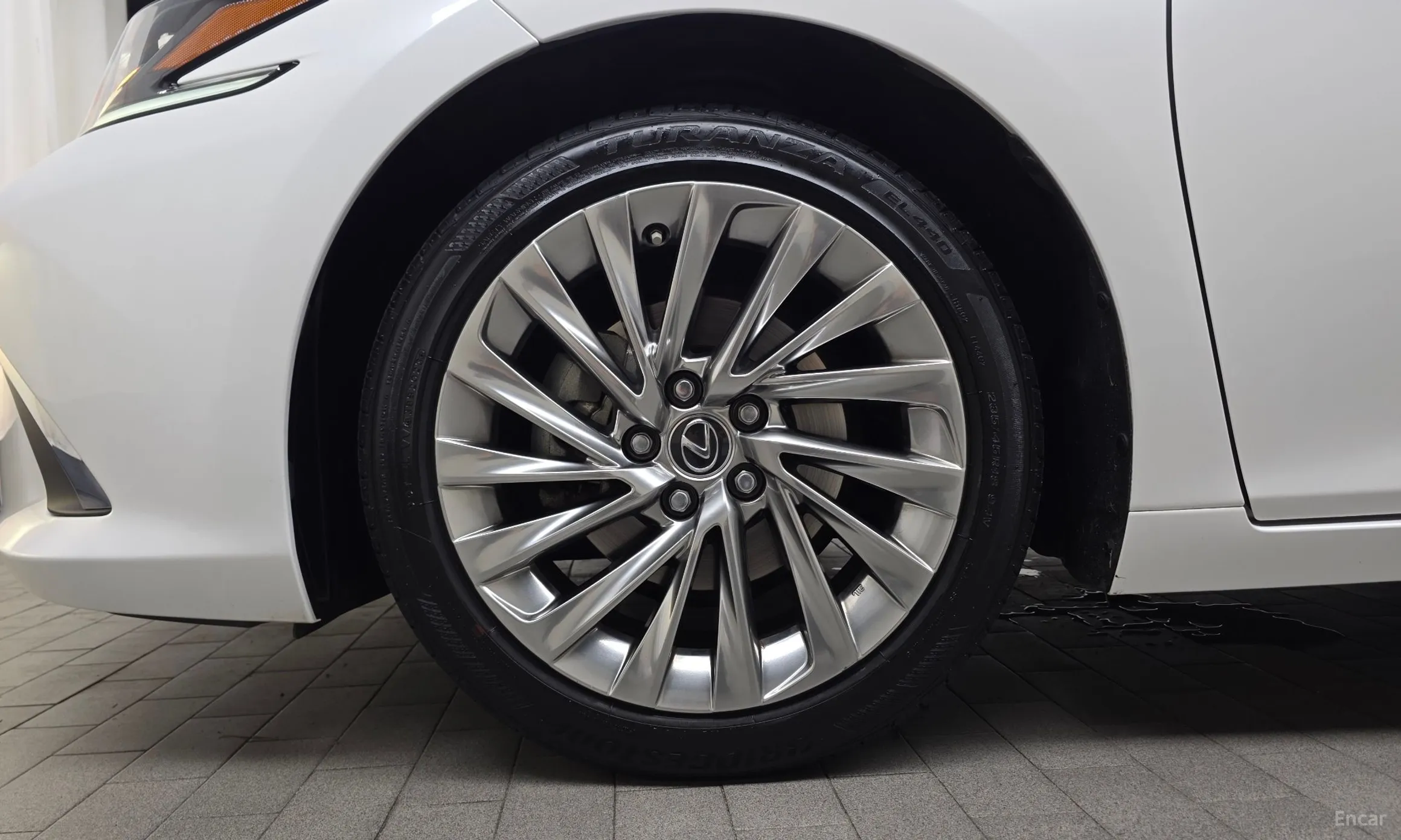 Lexus ES300h 7th Generation превью 5