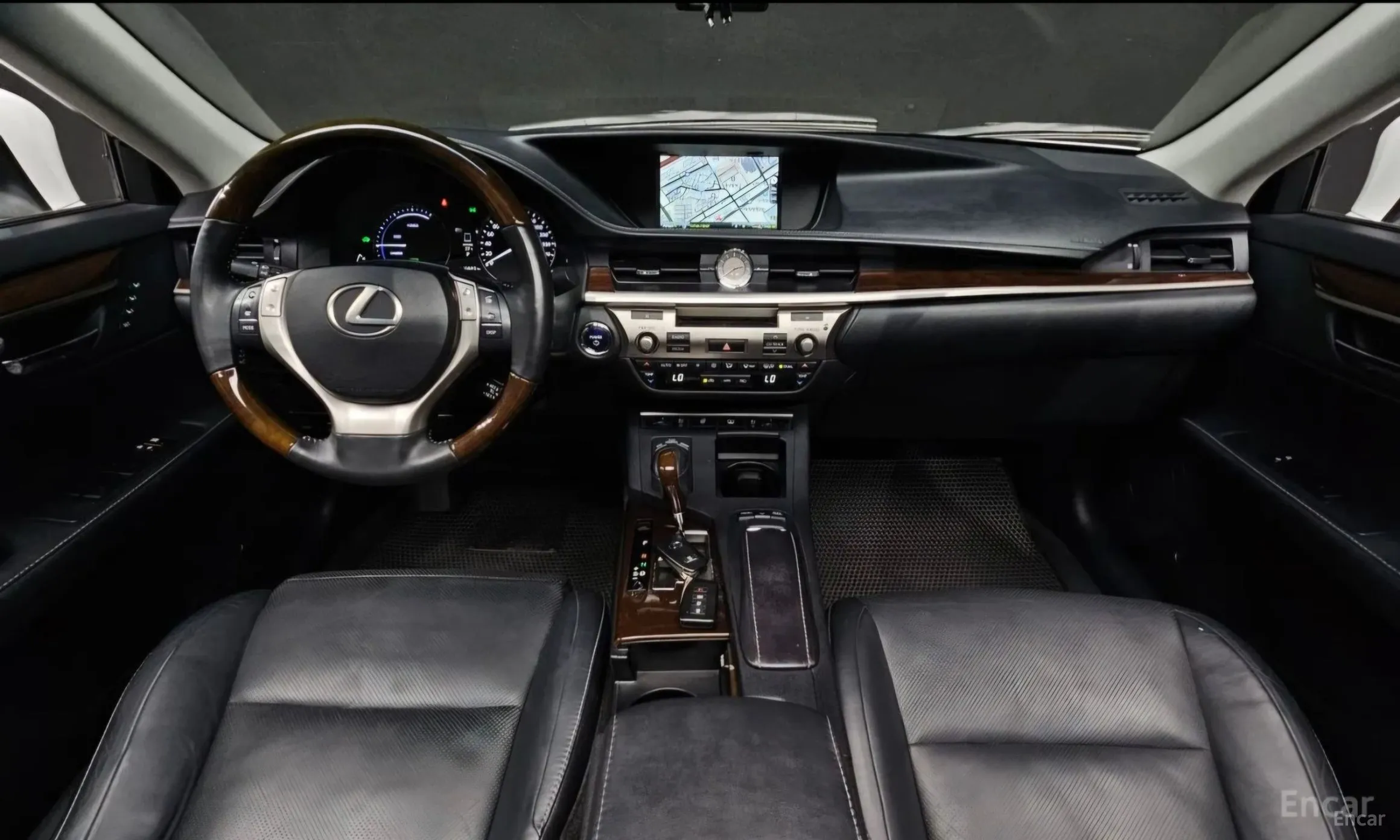 Lexus New ES300h превью 5