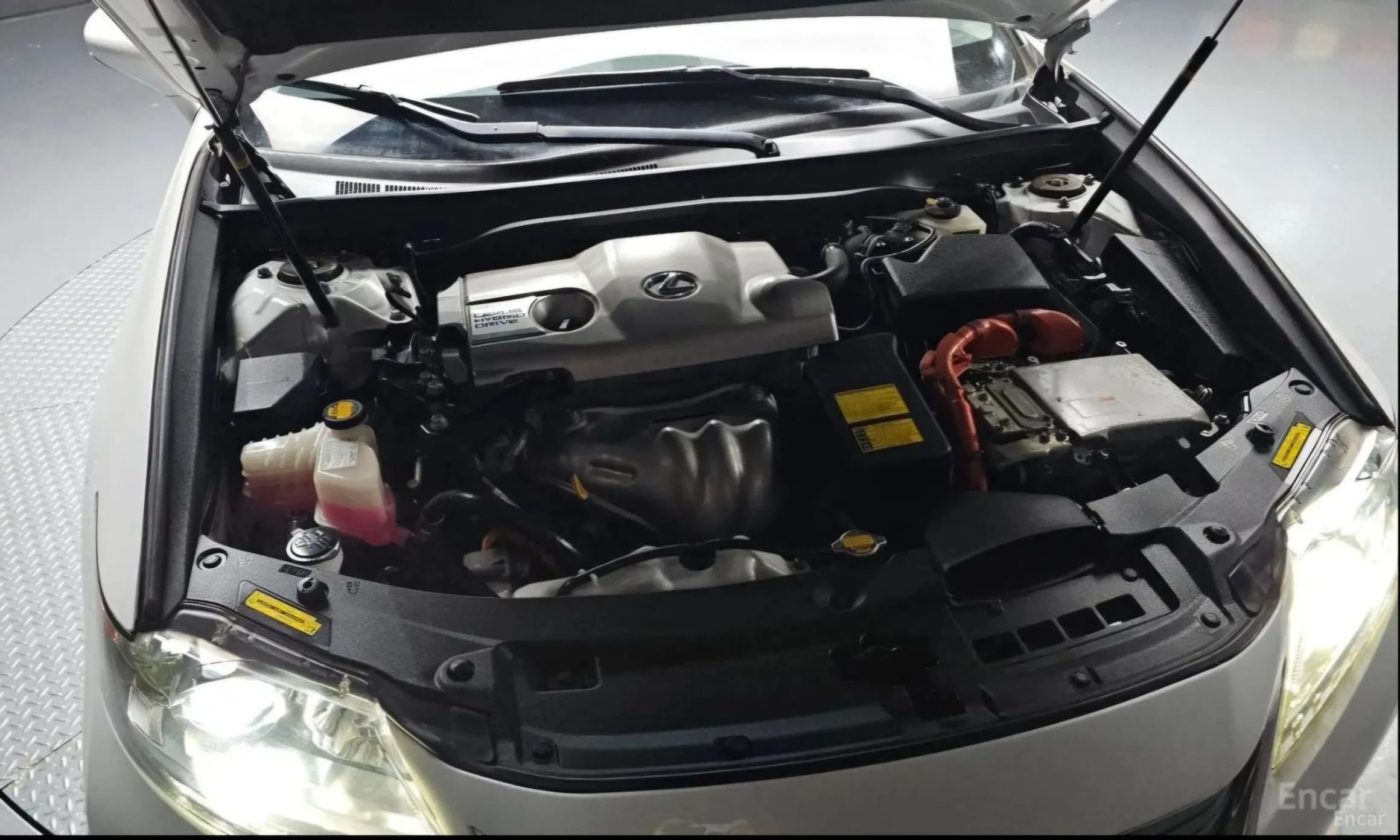 Lexus New ES300h превью 6