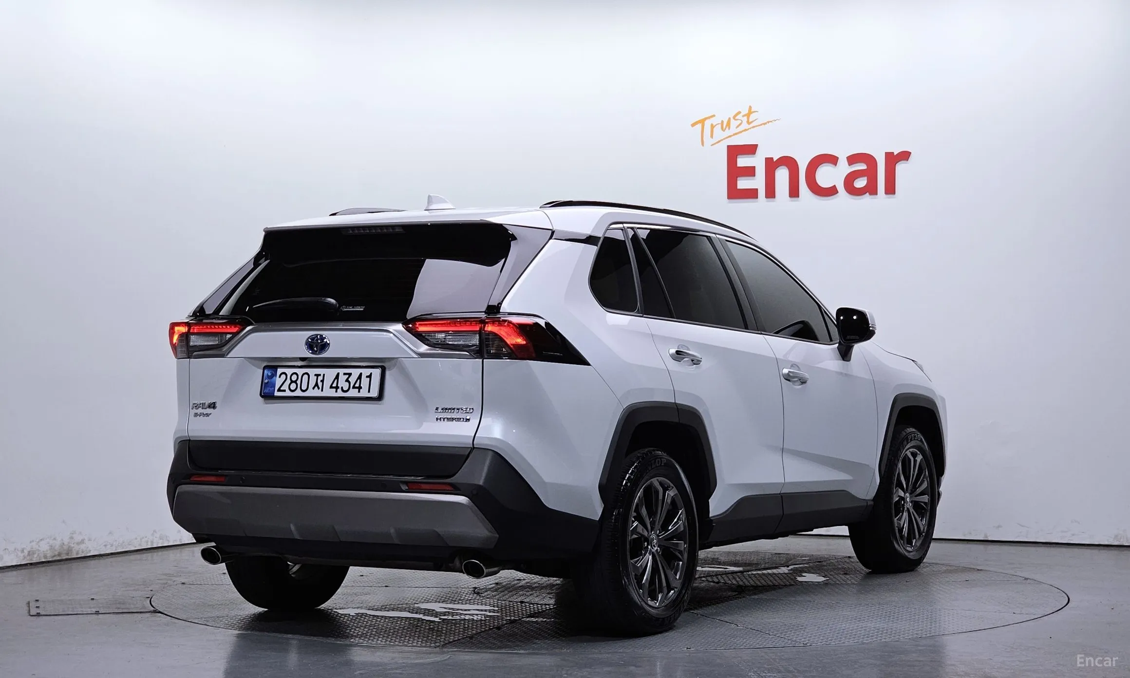 Toyota RAV4 5th Generation