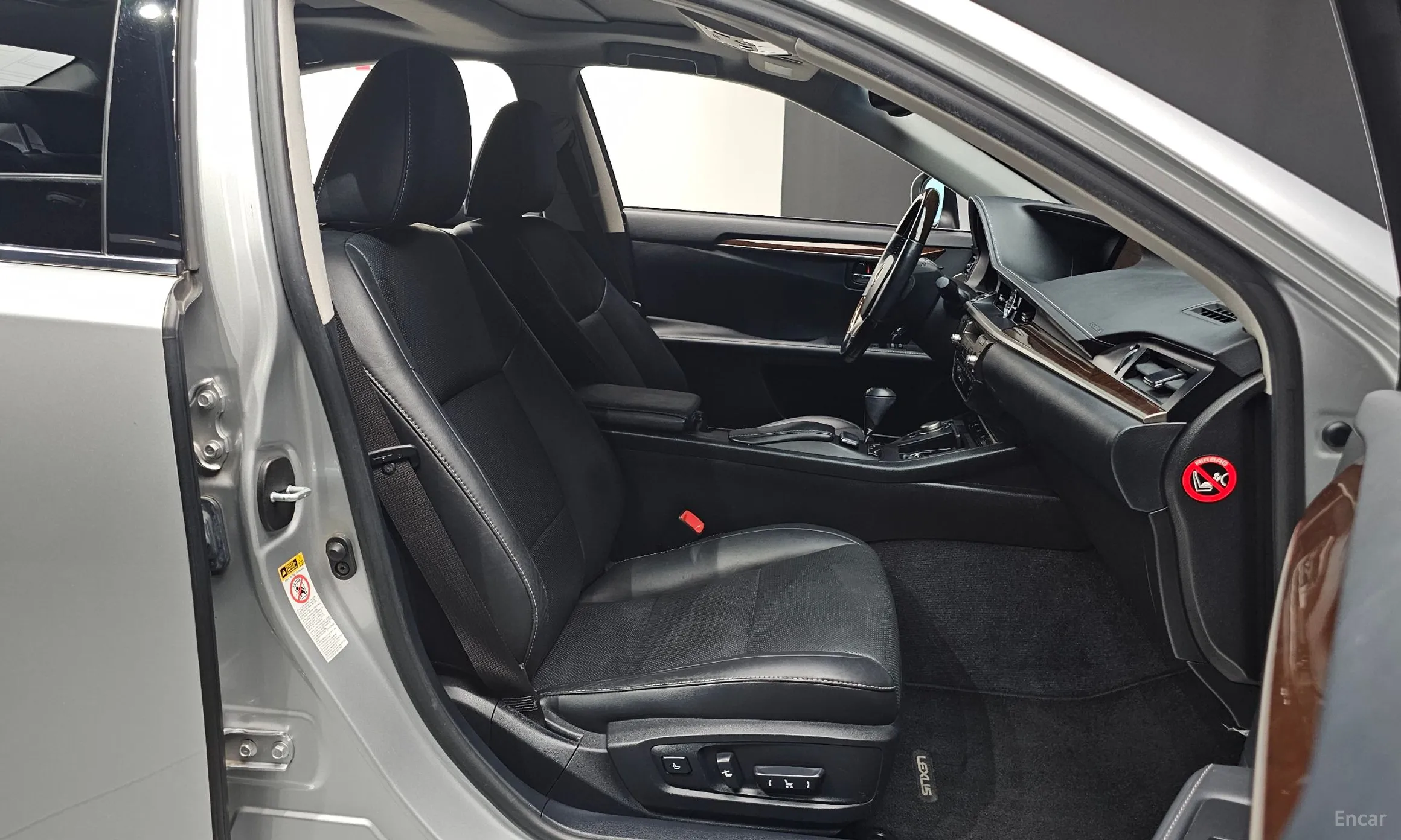 Lexus New ES350 превью 10