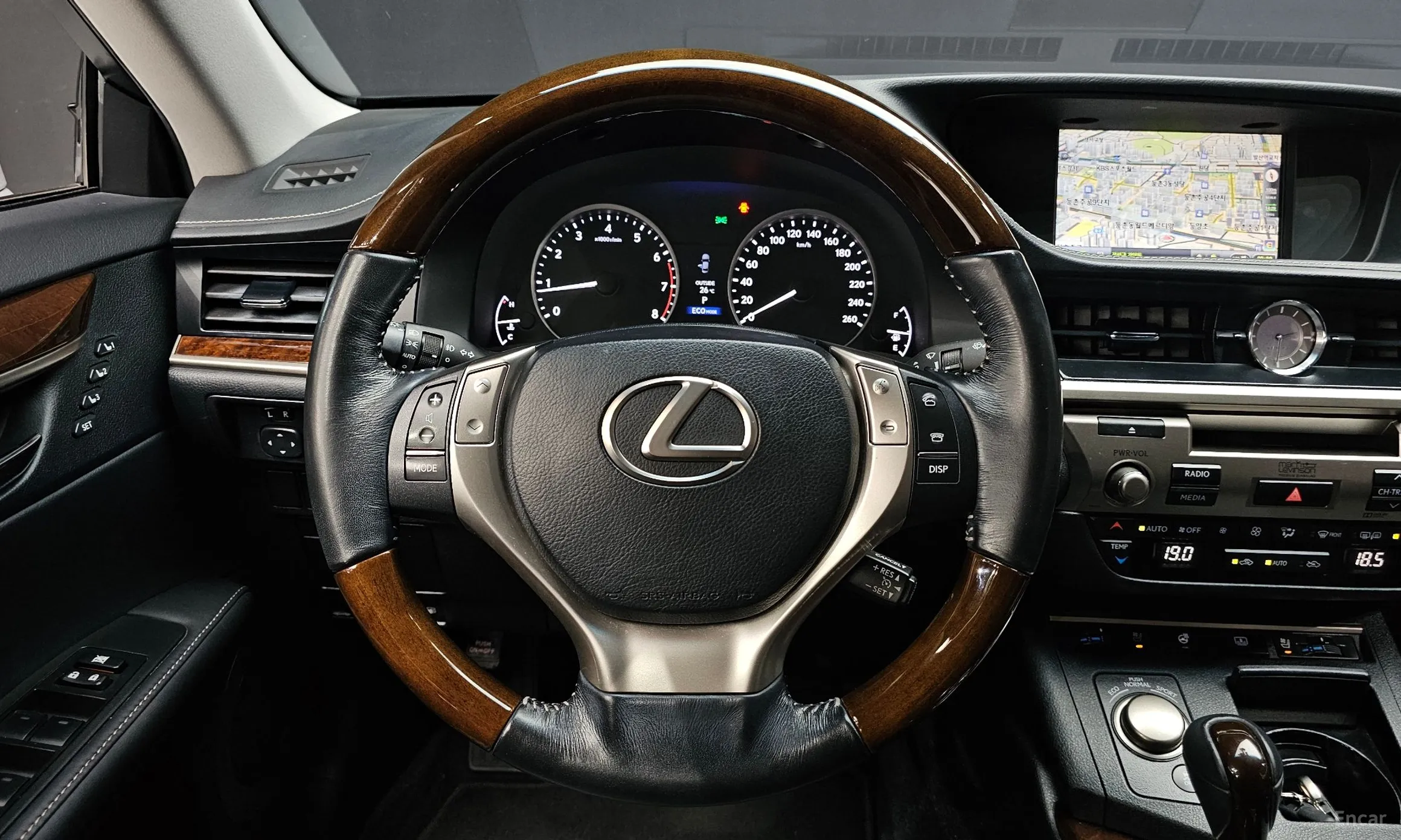 Lexus New ES350 превью 13