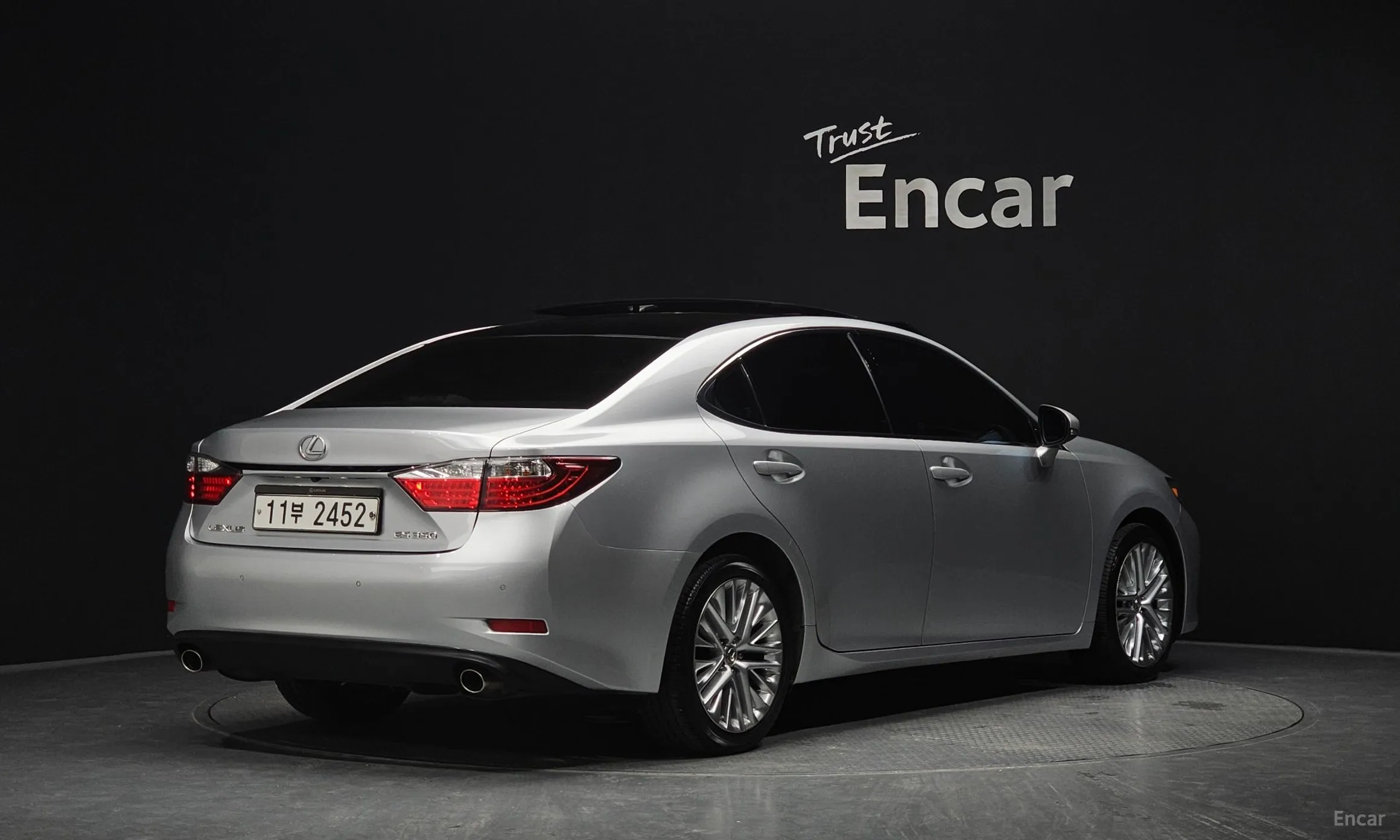 Lexus New ES350