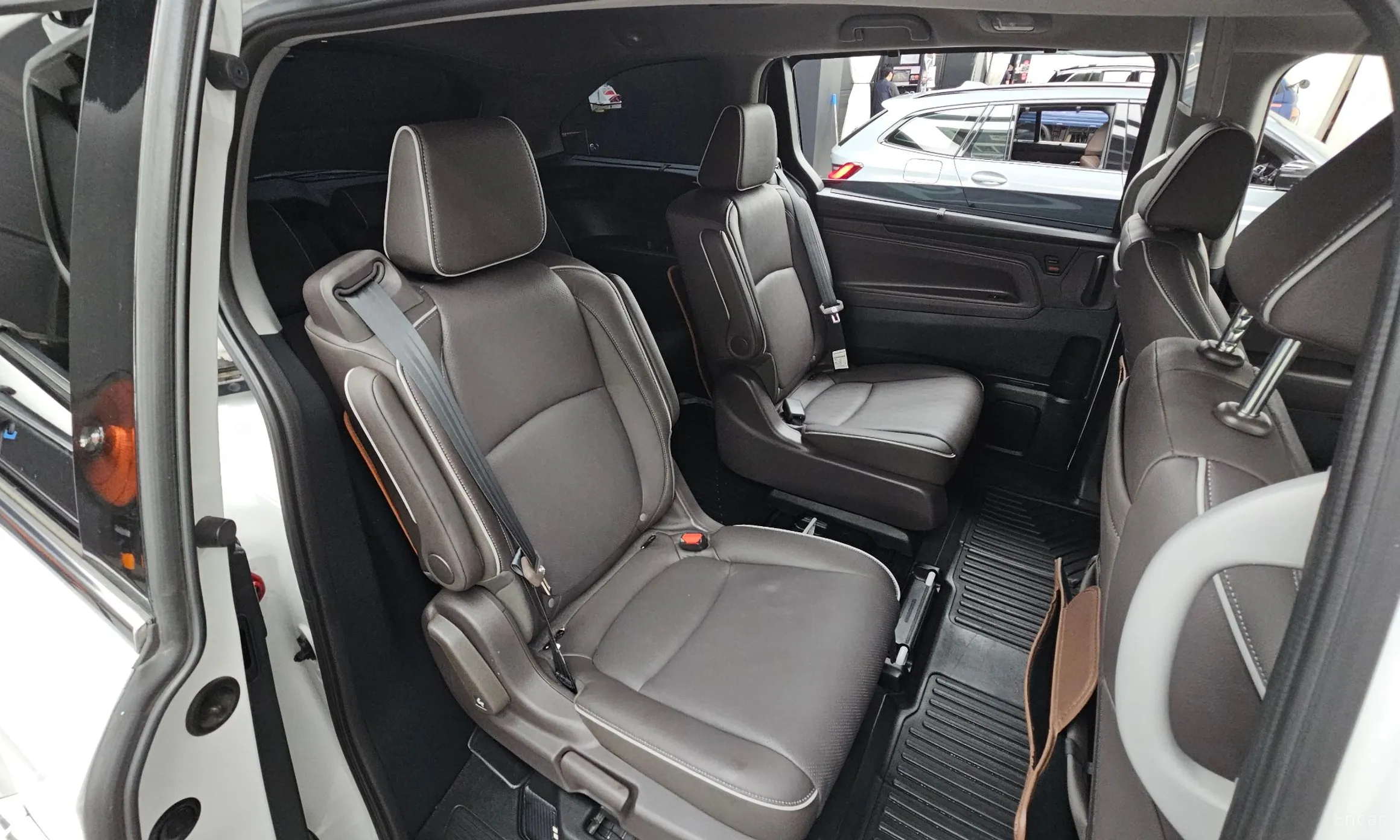 Honda Odyssey превью 12