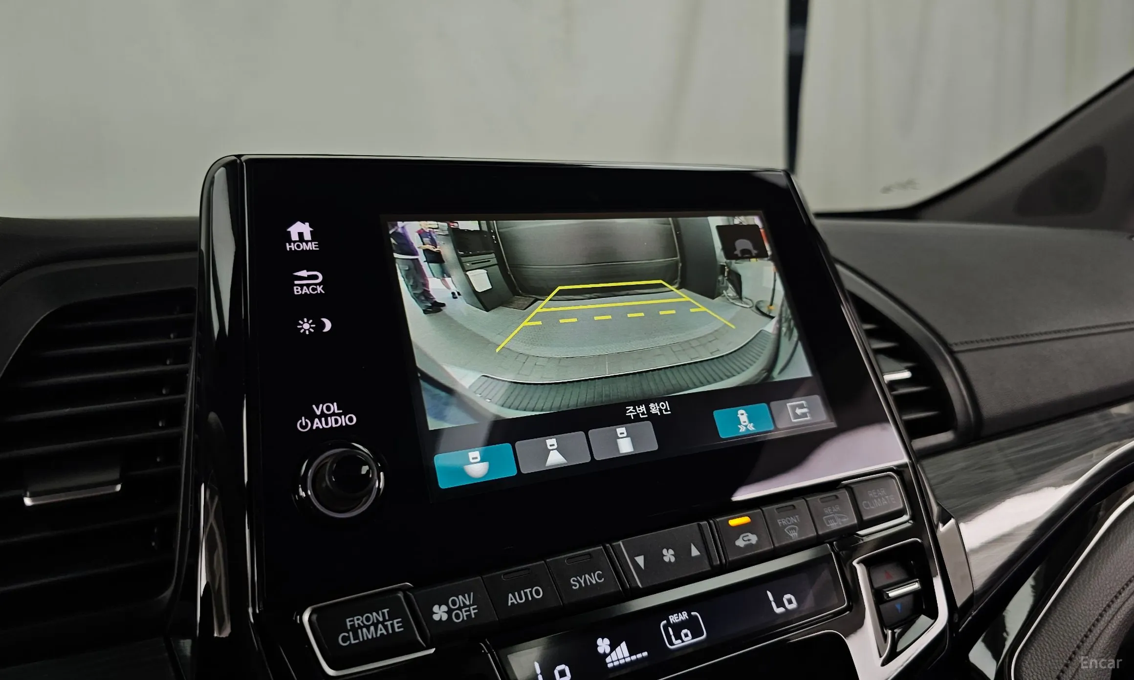 Honda Odyssey превью 15