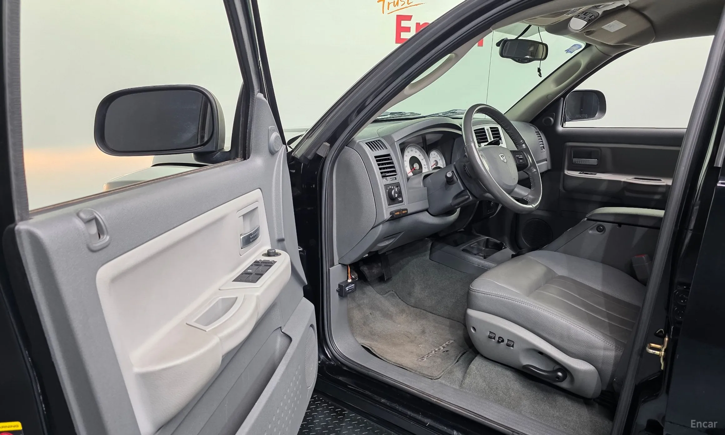 Dodge Dakota превью 10